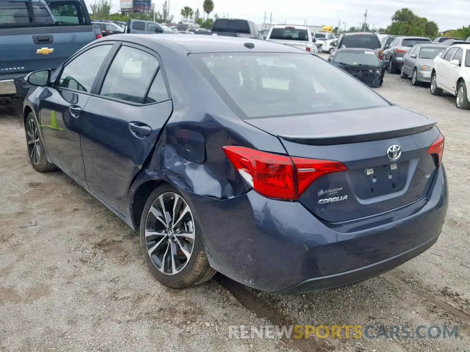 3 Photograph of a damaged car 5YFBURHEXKP908885 TOYOTA COROLLA 2019