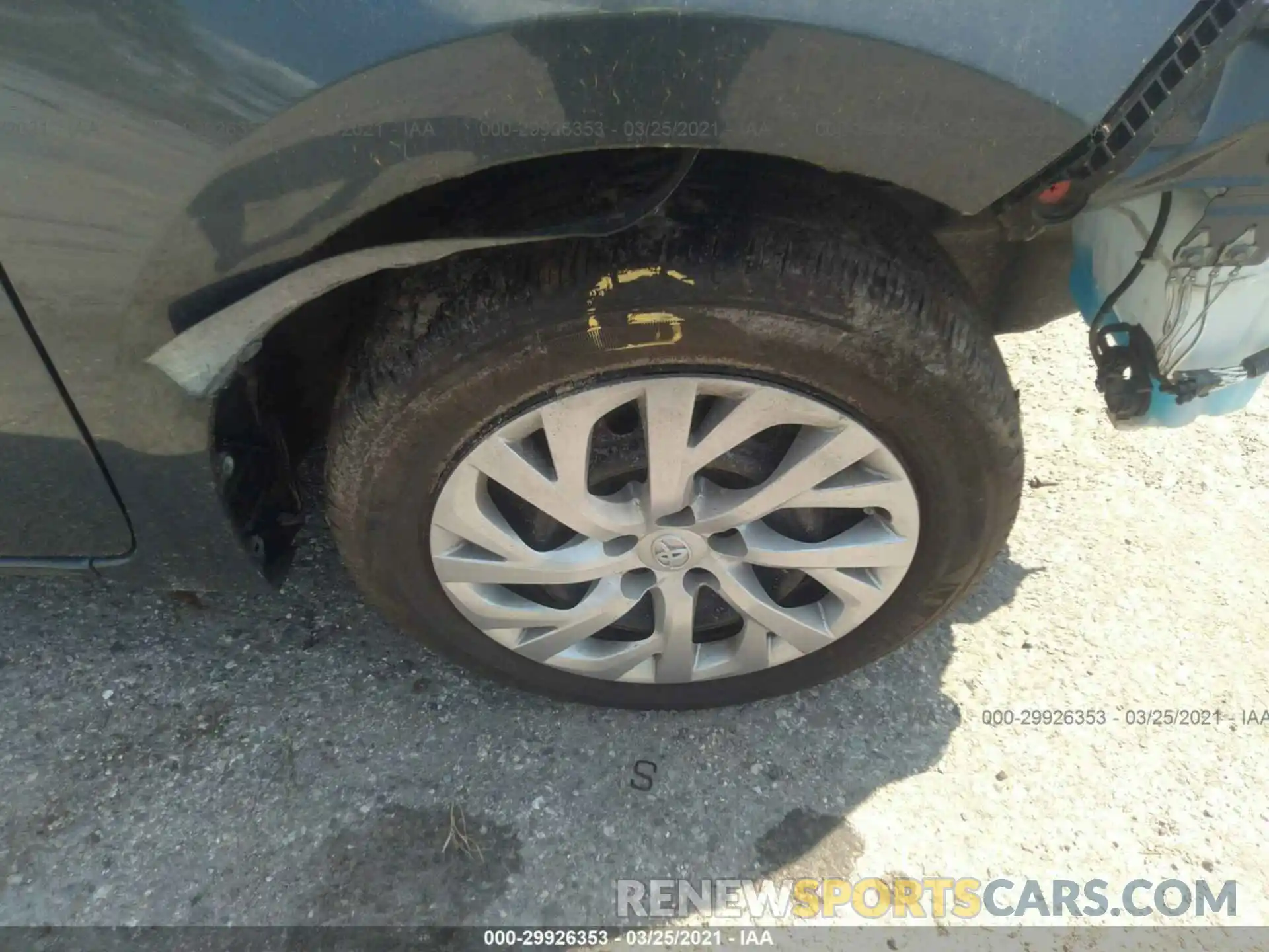 13 Photograph of a damaged car 5YFBURHEXKP909213 TOYOTA COROLLA 2019
