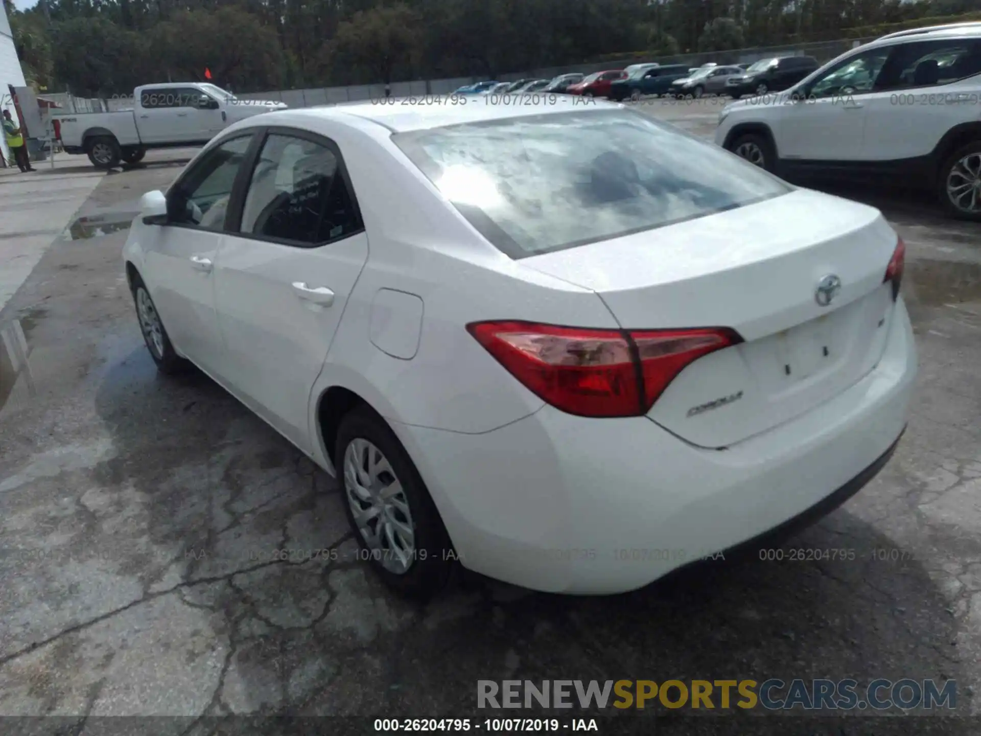 3 Photograph of a damaged car 5YFBURHEXKP909440 TOYOTA COROLLA 2019