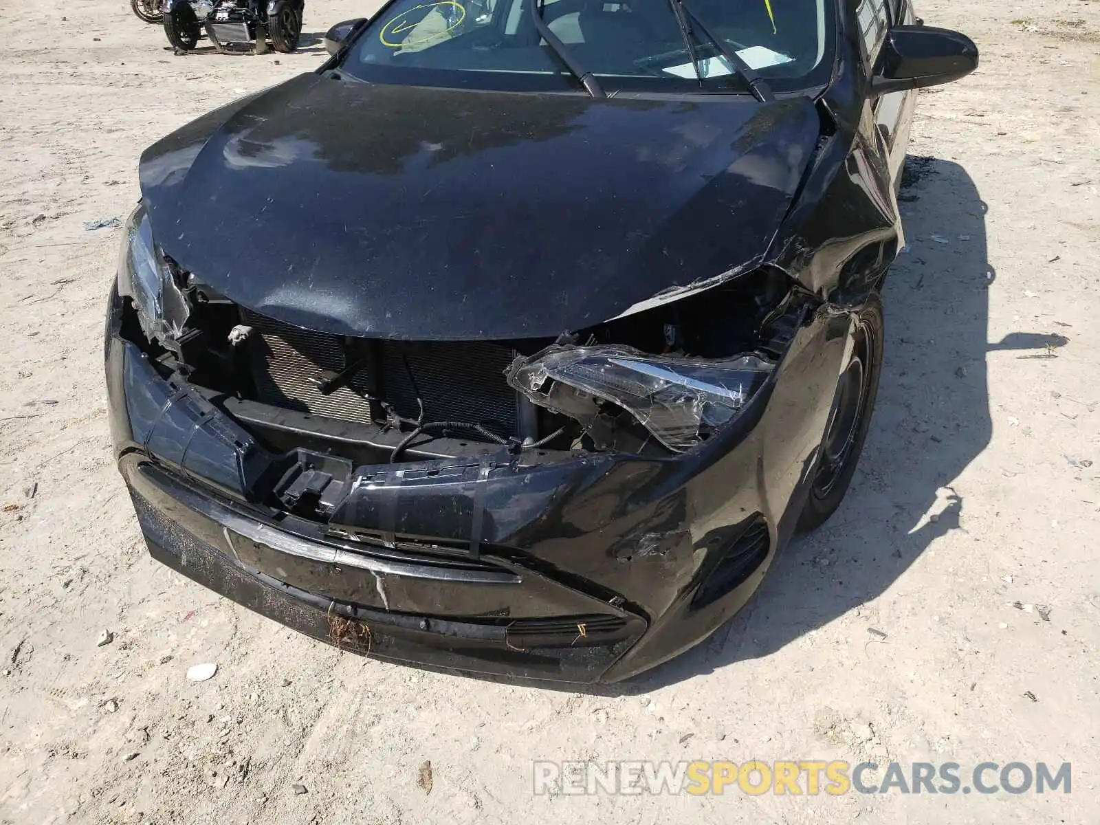 9 Photograph of a damaged car 5YFBURHEXKP910152 TOYOTA COROLLA 2019