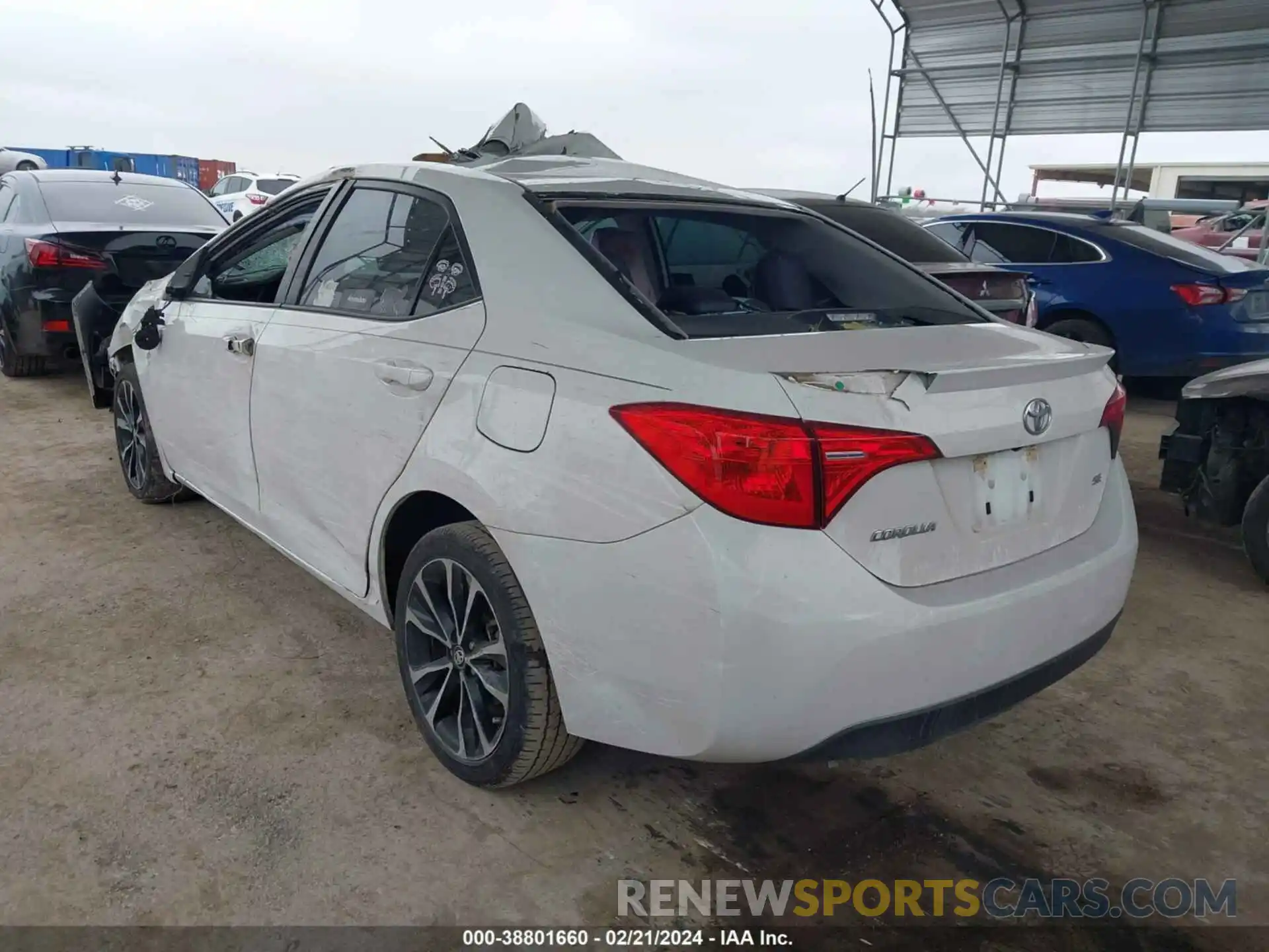 3 Photograph of a damaged car 5YFBURHEXKP910247 TOYOTA COROLLA 2019