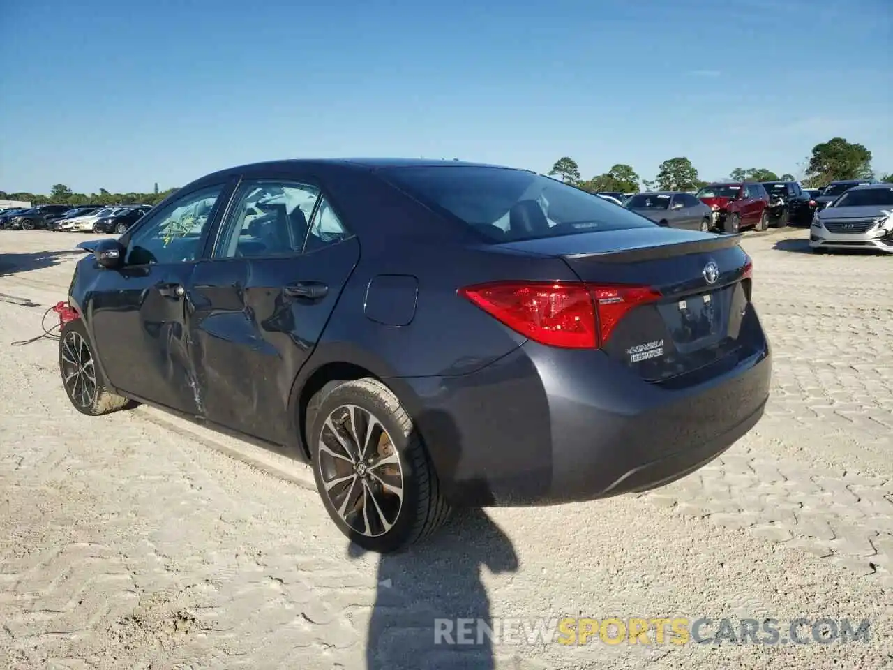 3 Photograph of a damaged car 5YFBURHEXKP910779 TOYOTA COROLLA 2019