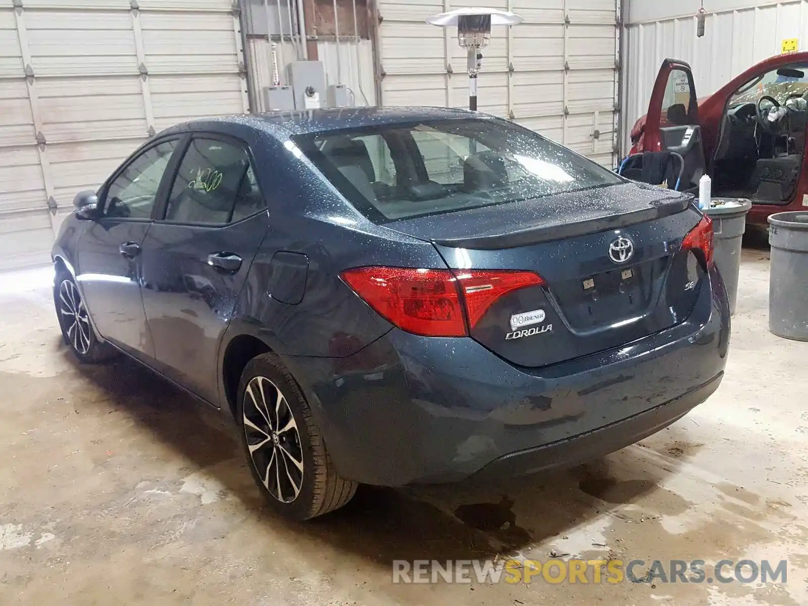 3 Photograph of a damaged car 5YFBURHEXKP911611 TOYOTA COROLLA 2019