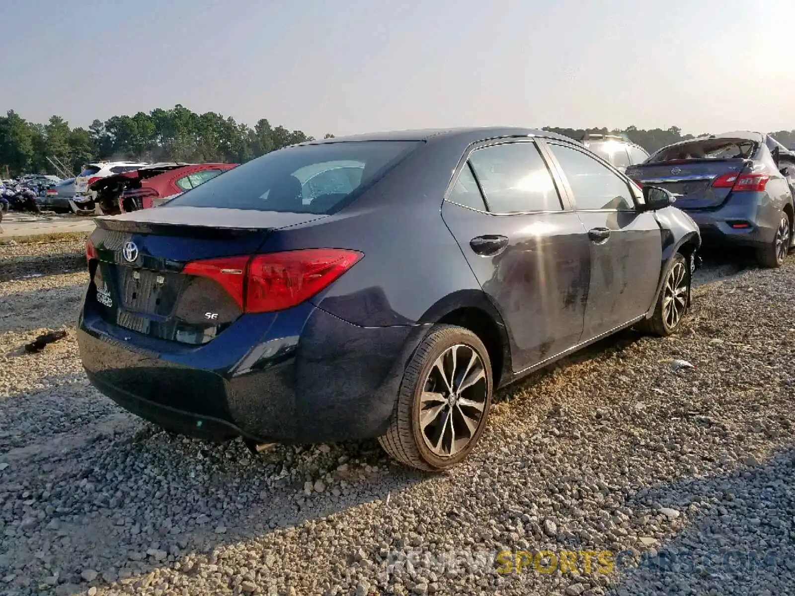 4 Photograph of a damaged car 5YFBURHEXKP911978 TOYOTA COROLLA 2019