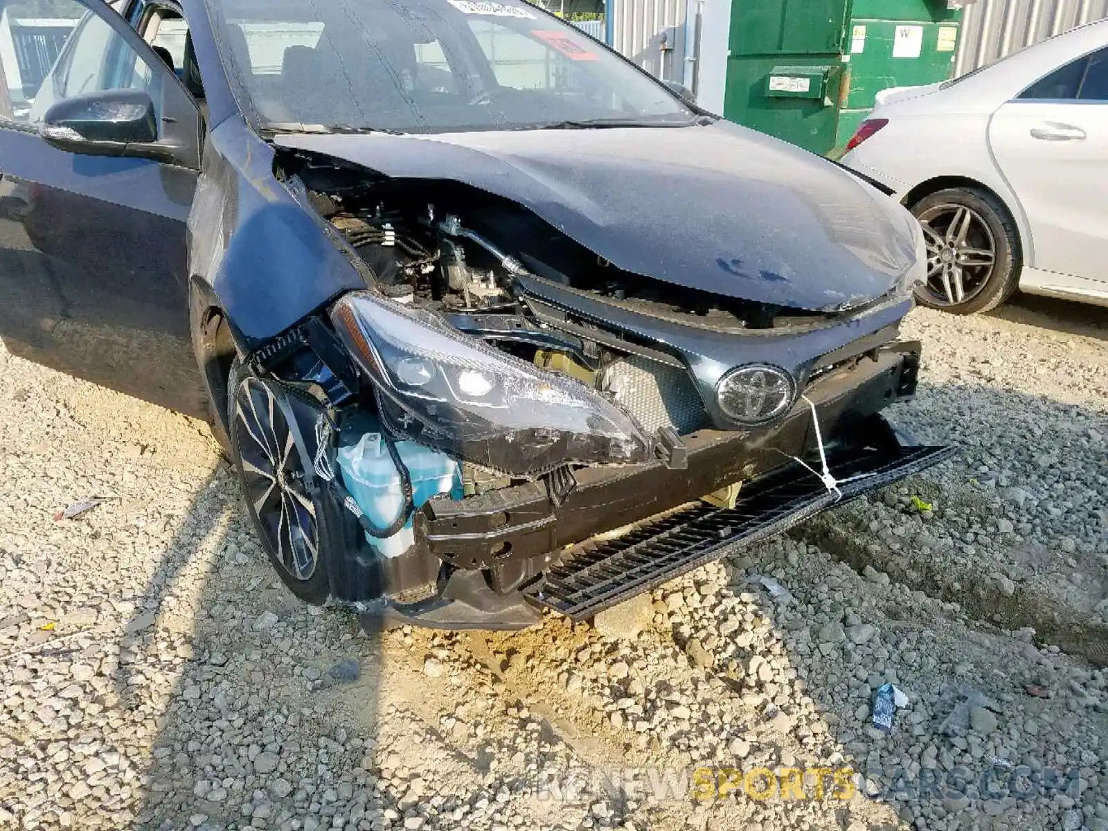 9 Photograph of a damaged car 5YFBURHEXKP911978 TOYOTA COROLLA 2019