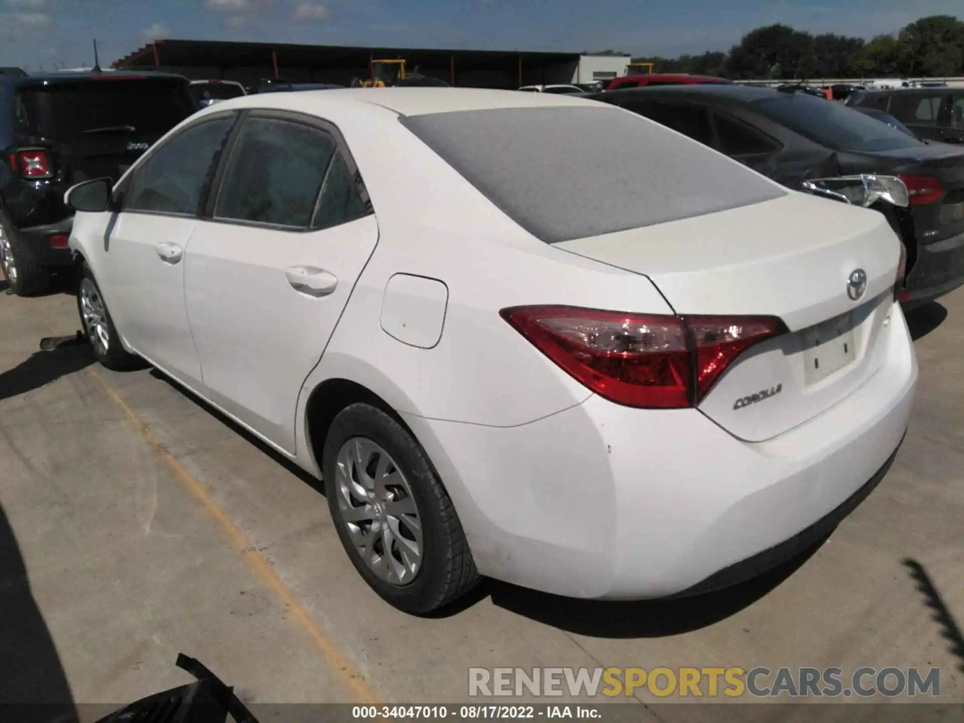 3 Photograph of a damaged car 5YFBURHEXKP912189 TOYOTA COROLLA 2019