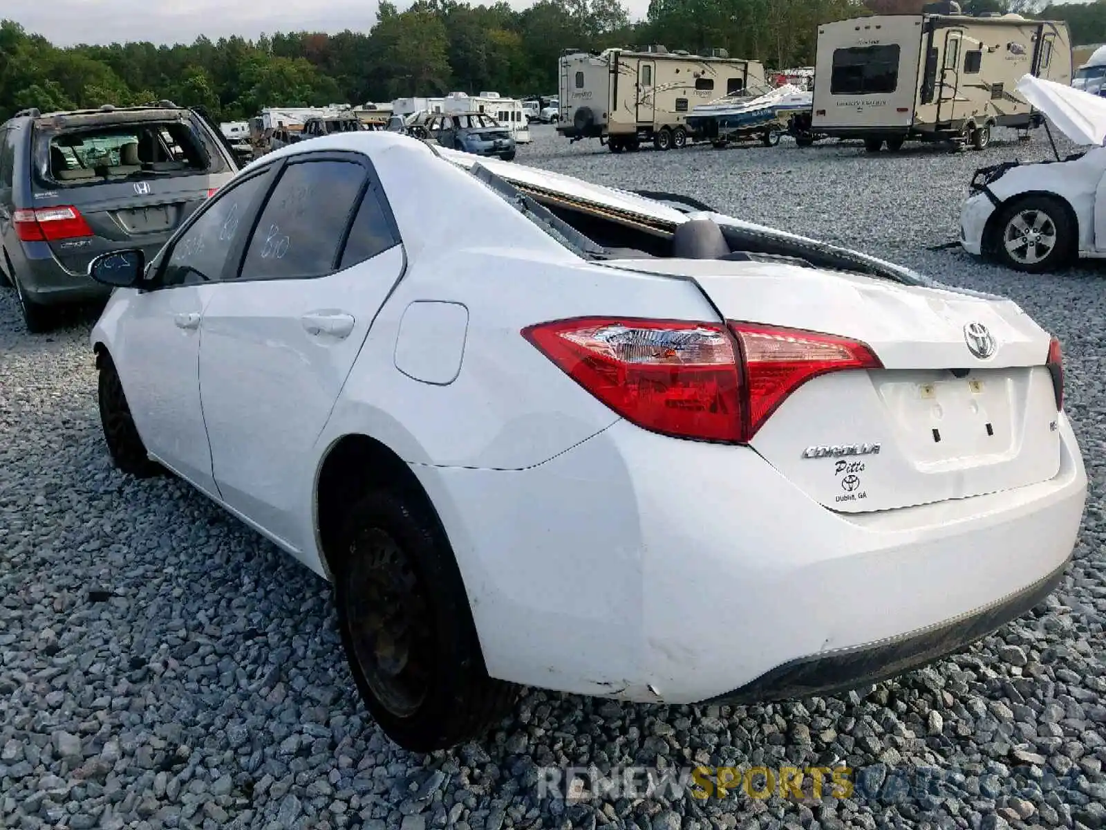 3 Photograph of a damaged car 5YFBURHEXKP912919 TOYOTA COROLLA 2019