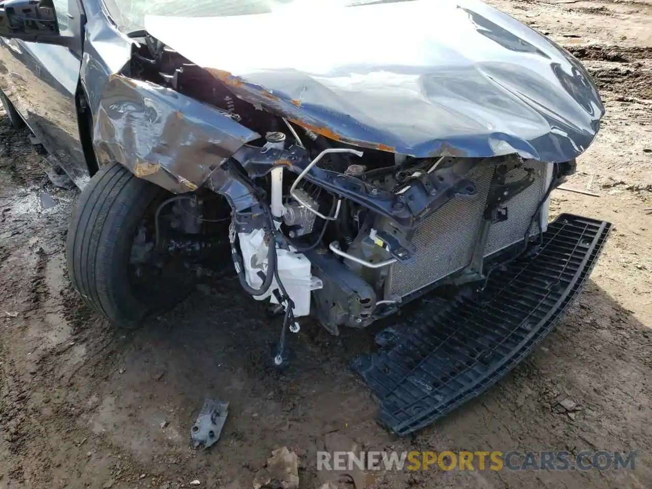 9 Photograph of a damaged car 5YFBURHEXKP913410 TOYOTA COROLLA 2019