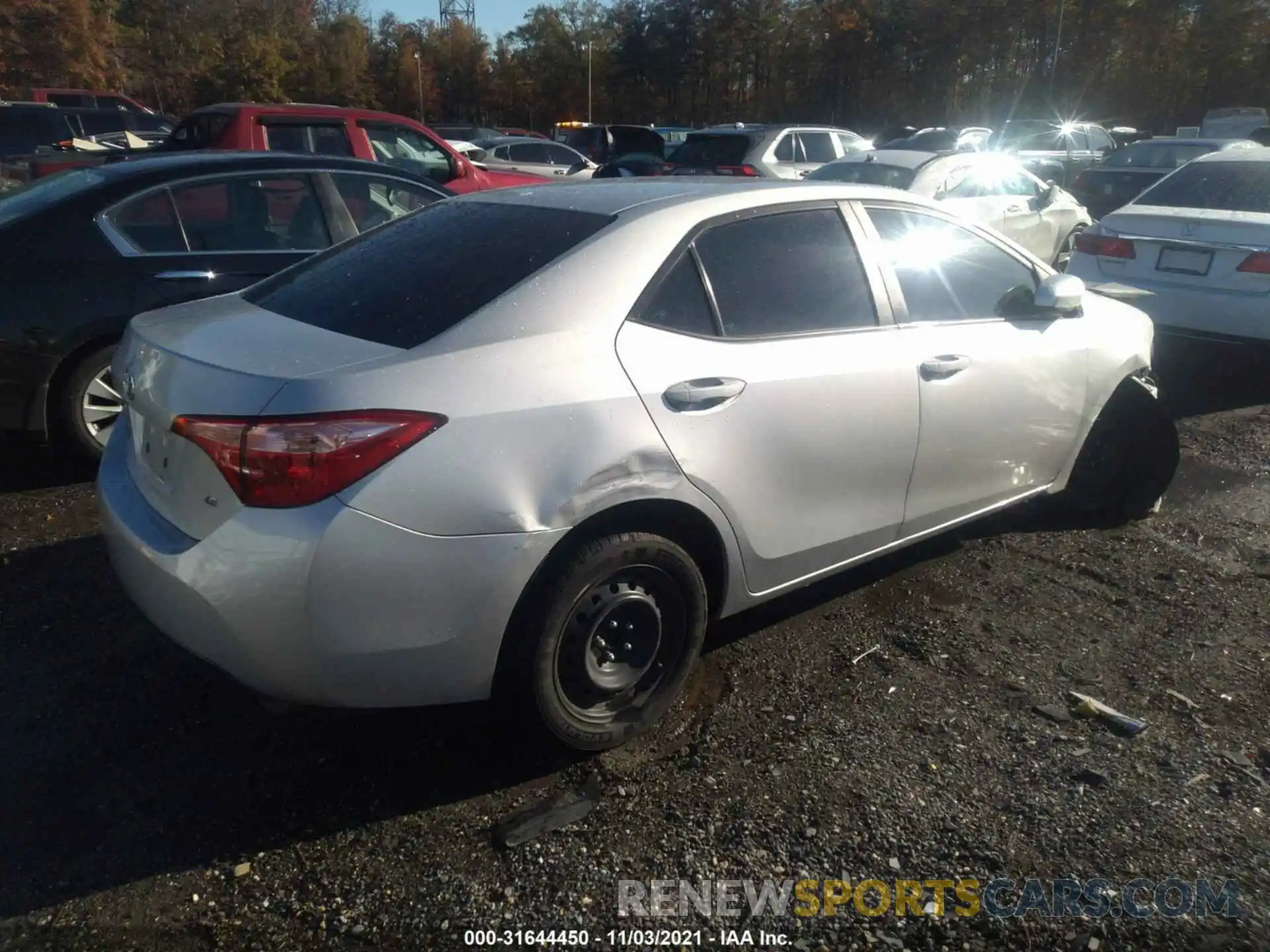 4 Photograph of a damaged car 5YFBURHEXKP914248 TOYOTA COROLLA 2019