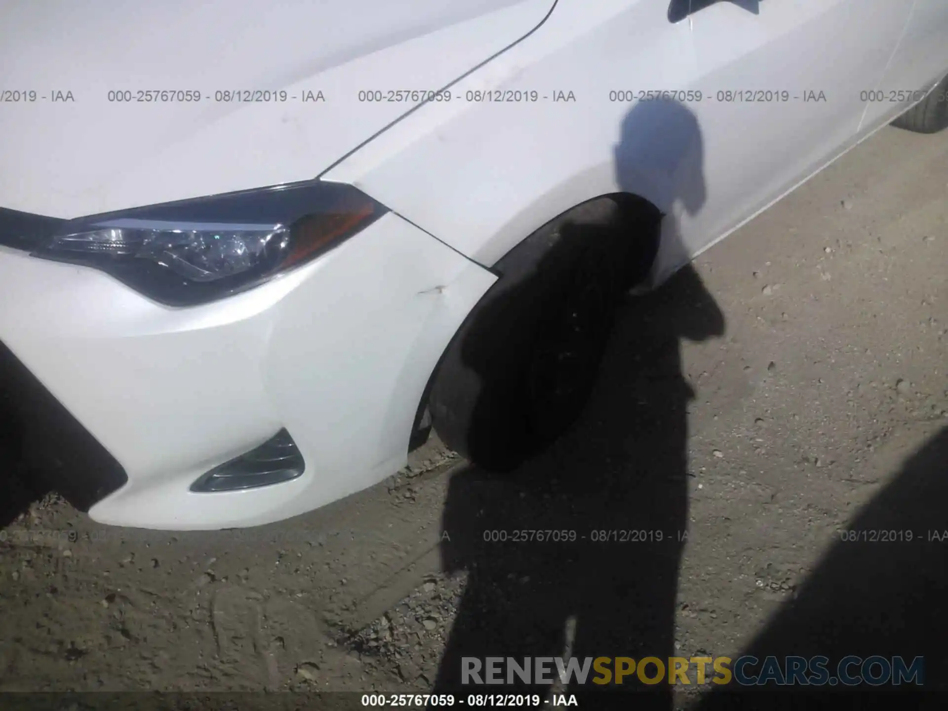 6 Photograph of a damaged car 5YFBURHEXKP916307 TOYOTA COROLLA 2019