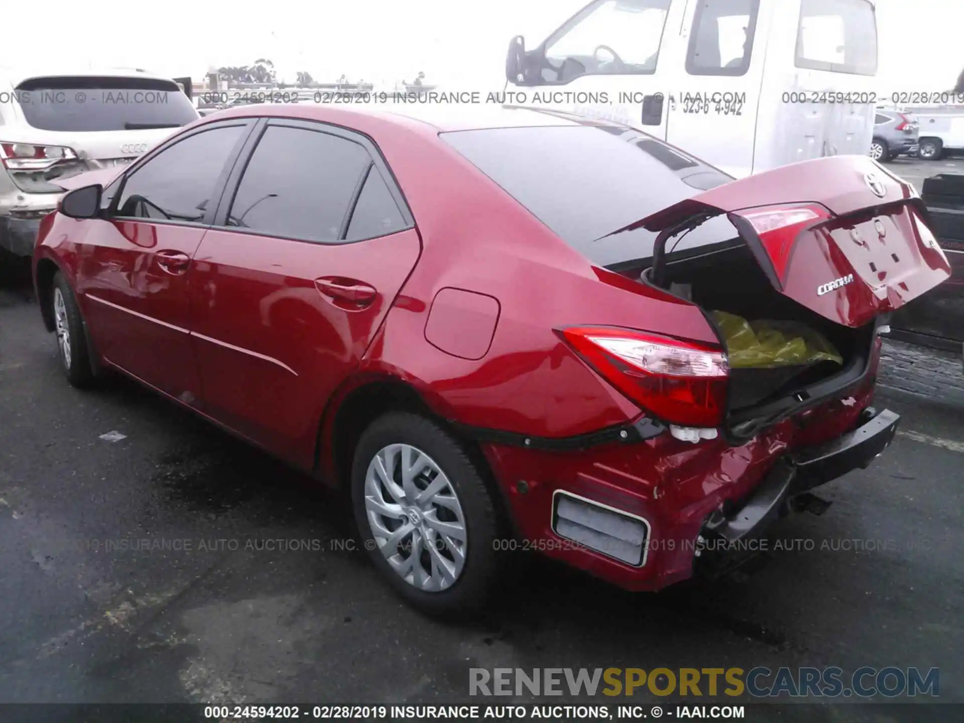 3 Photograph of a damaged car 5YFBURHEXKP916310 TOYOTA COROLLA 2019