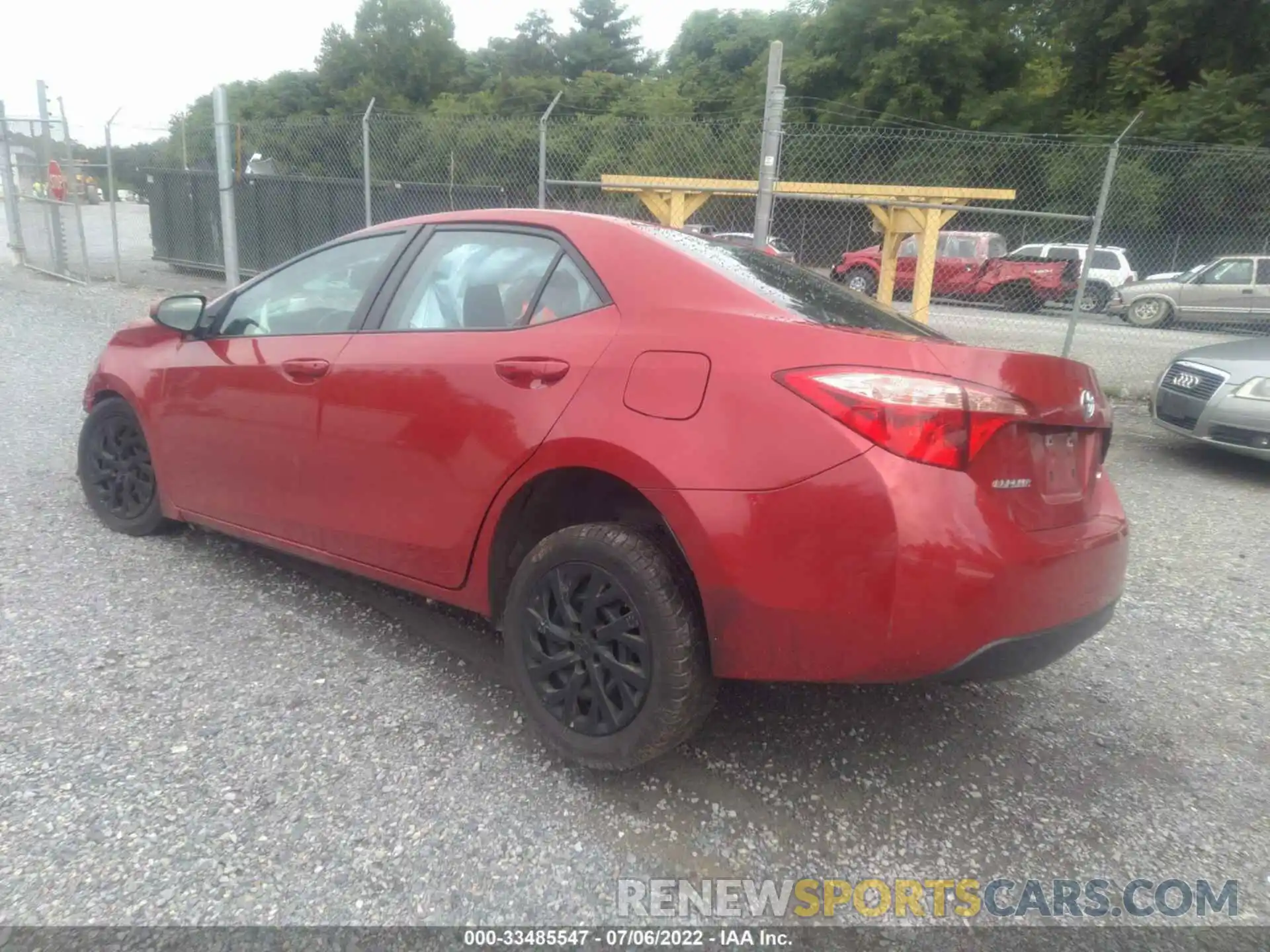 3 Photograph of a damaged car 5YFBURHEXKP916615 TOYOTA COROLLA 2019