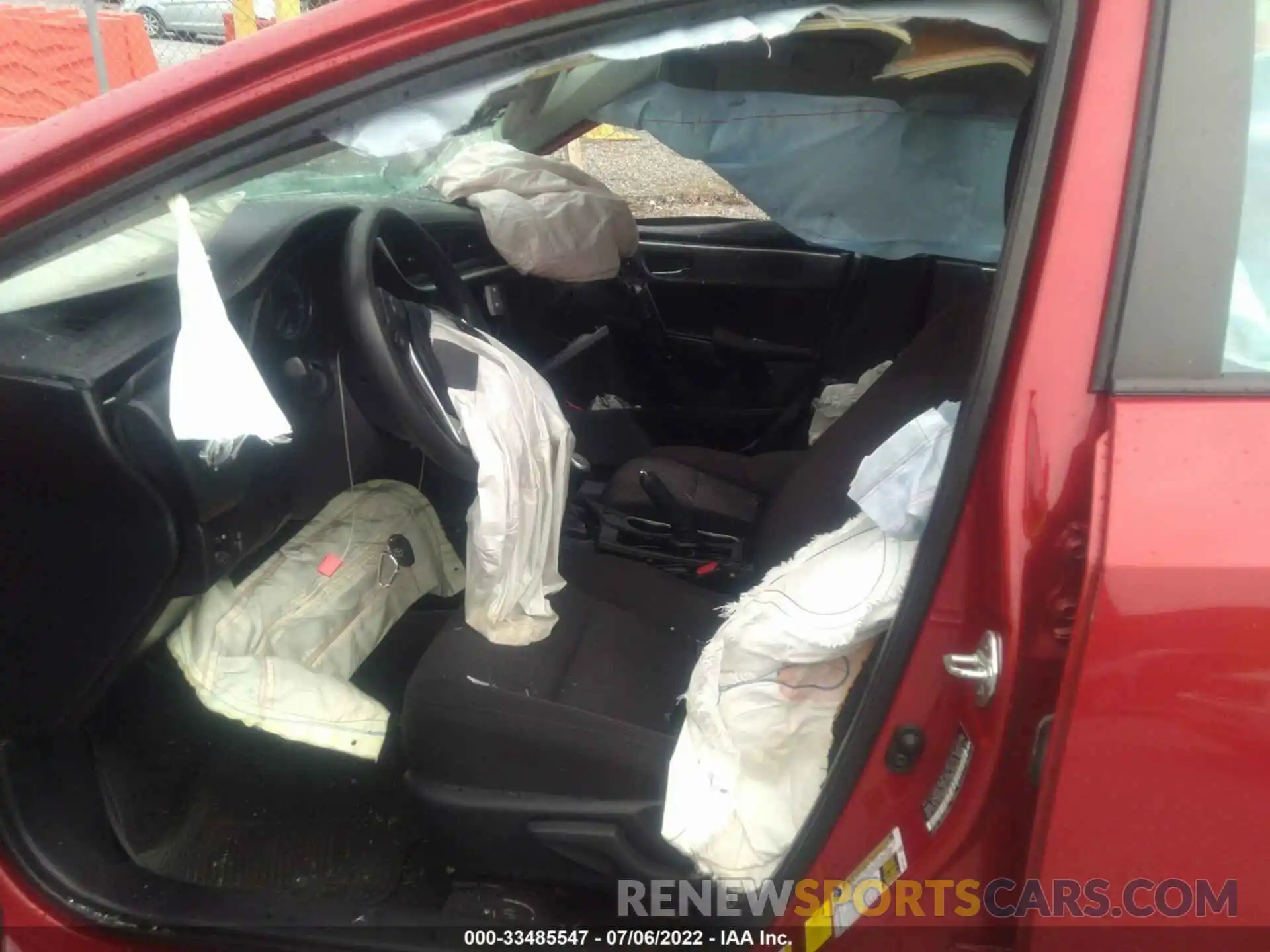 5 Photograph of a damaged car 5YFBURHEXKP916615 TOYOTA COROLLA 2019