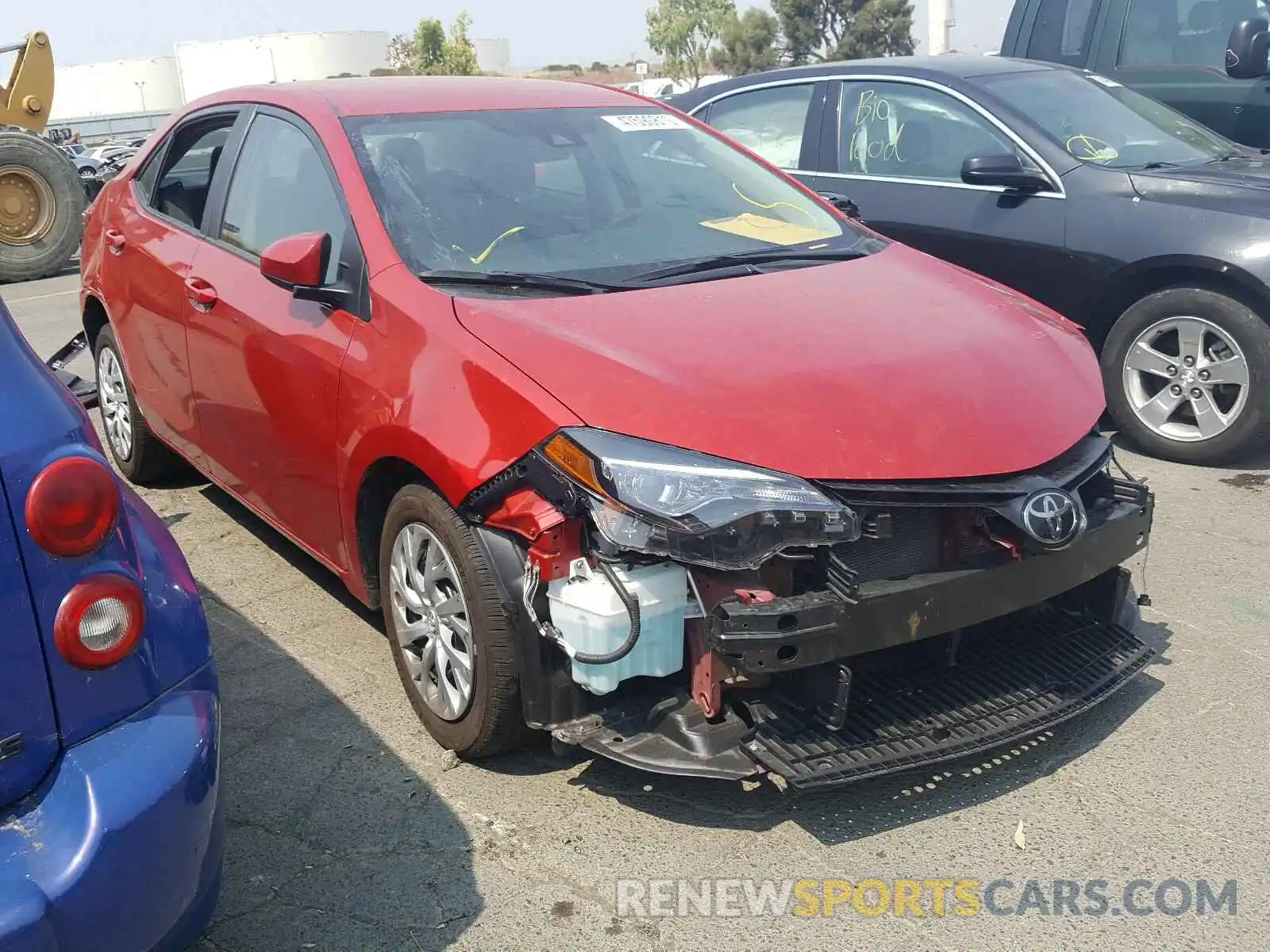 1 Photograph of a damaged car 5YFBURHEXKP917165 TOYOTA COROLLA 2019