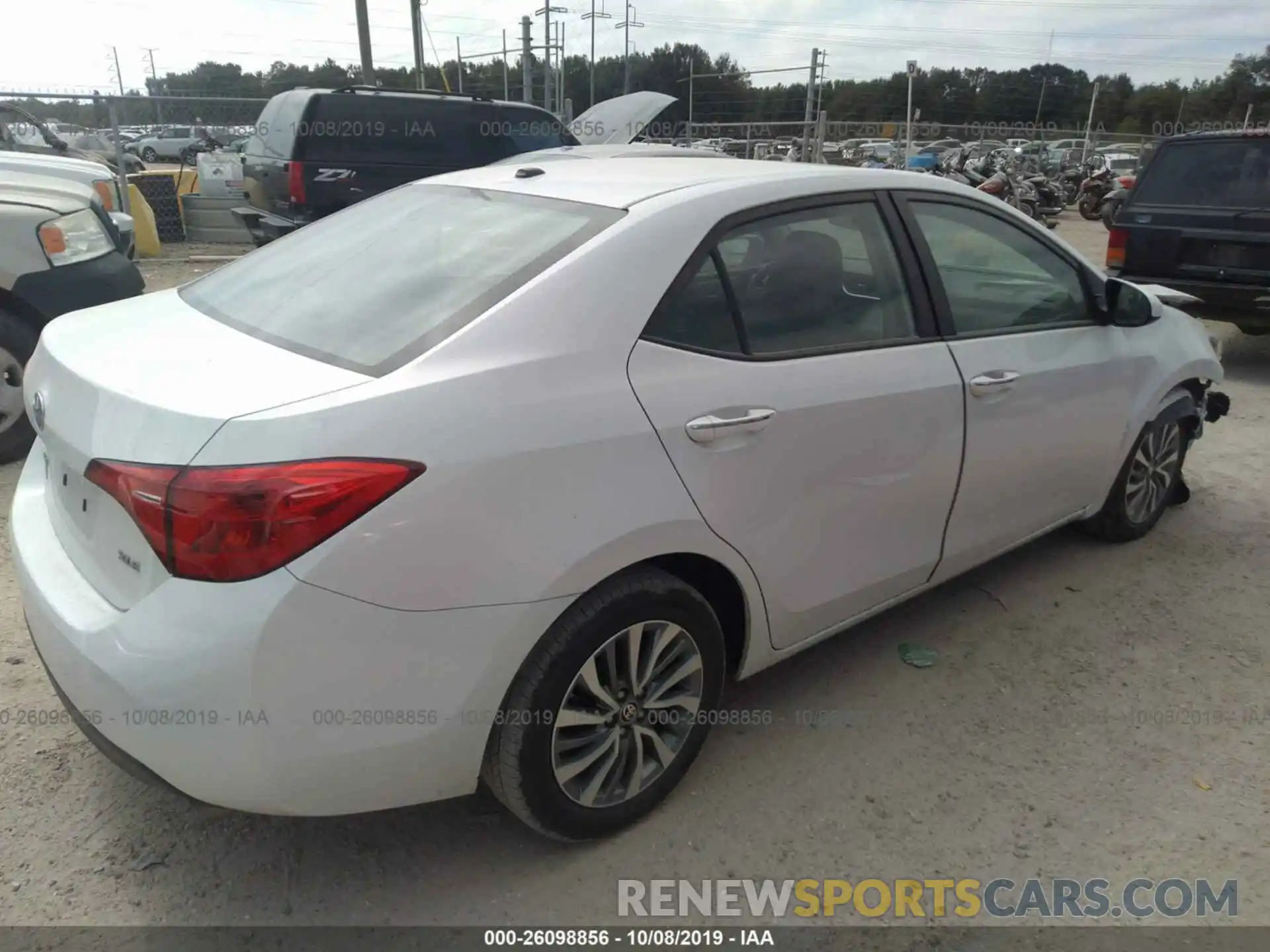 4 Photograph of a damaged car 5YFBURHEXKP917408 TOYOTA COROLLA 2019