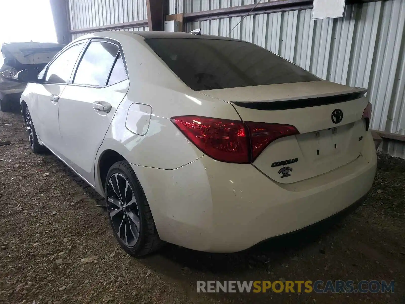 3 Photograph of a damaged car 5YFBURHEXKP918266 TOYOTA COROLLA 2019