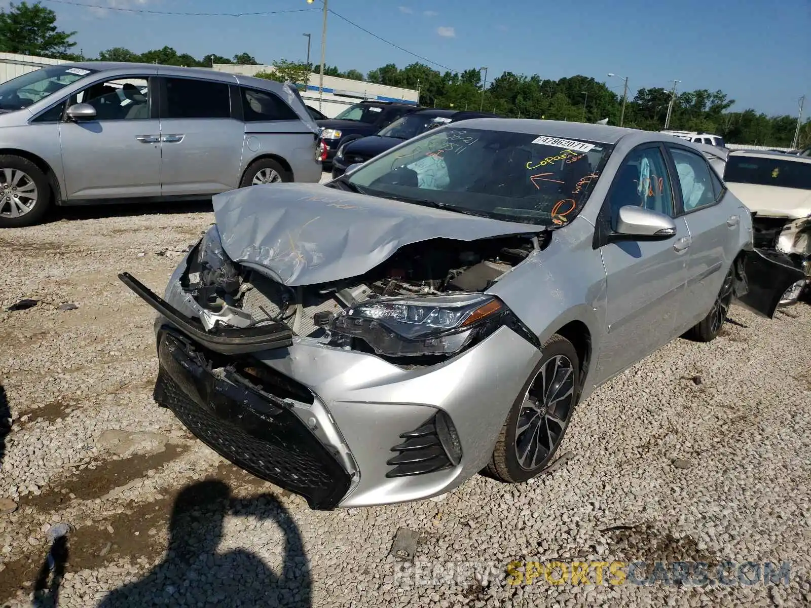 2 Photograph of a damaged car 5YFBURHEXKP919191 TOYOTA COROLLA 2019