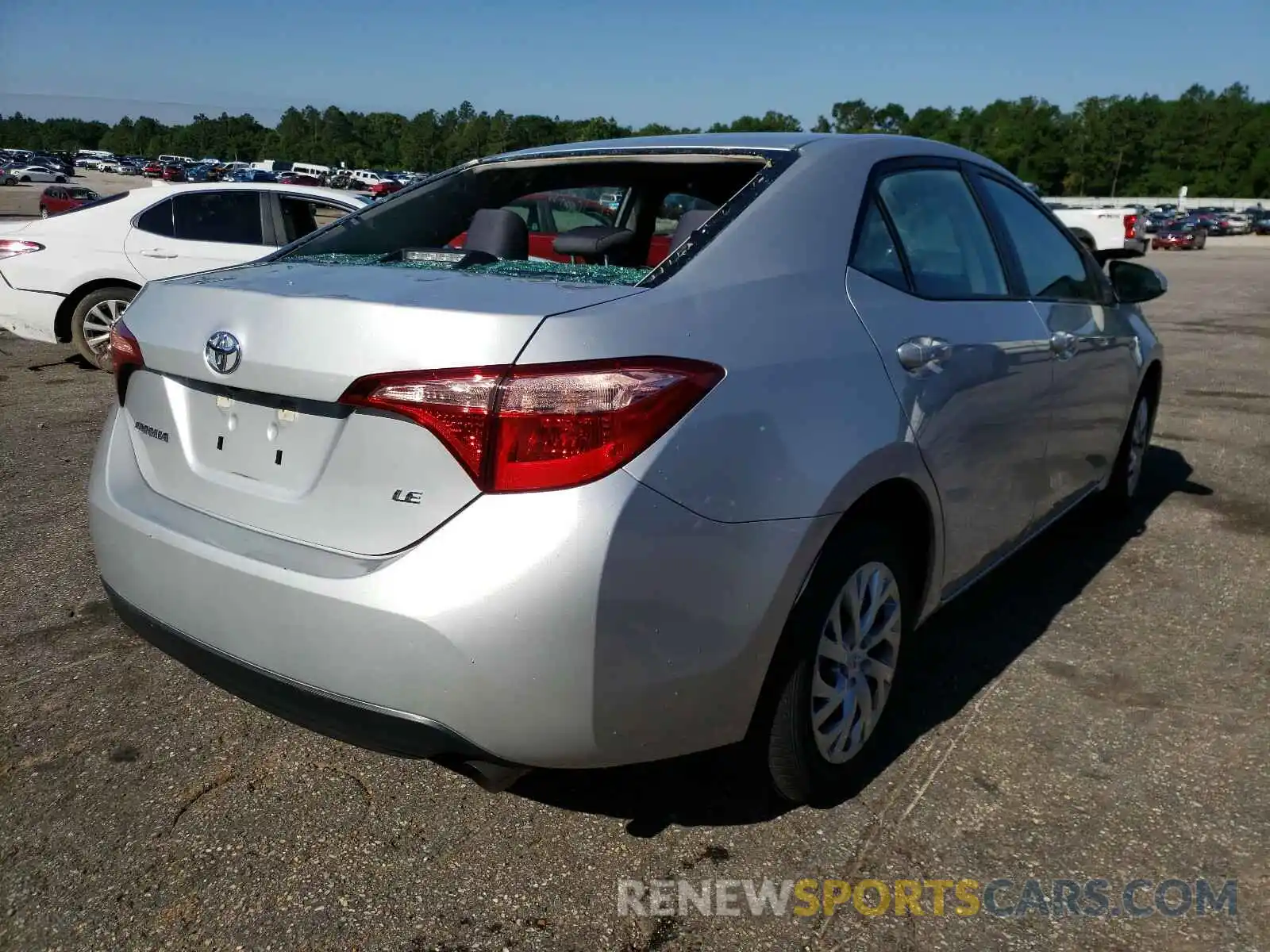 4 Photograph of a damaged car 5YFBURHEXKP920129 TOYOTA COROLLA 2019