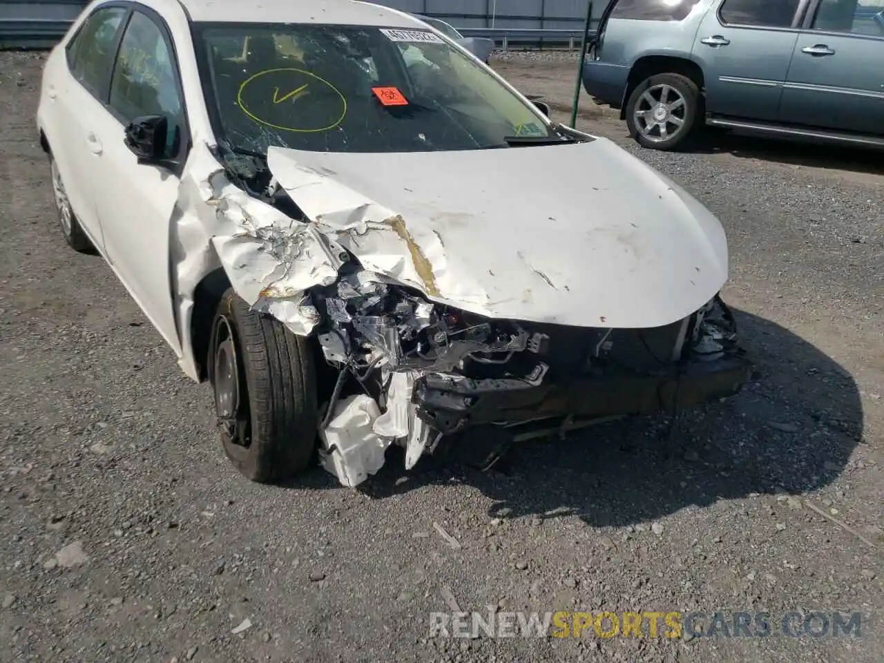 9 Photograph of a damaged car 5YFBURHEXKP920423 TOYOTA COROLLA 2019