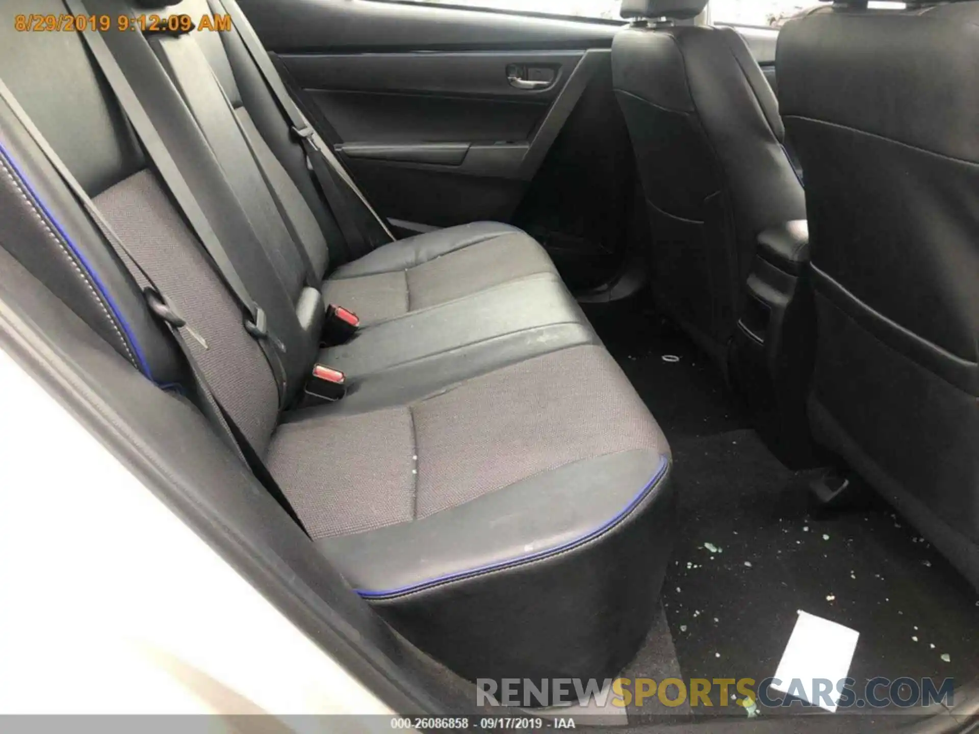 11 Photograph of a damaged car 5YFBURHEXKP920597 TOYOTA COROLLA 2019