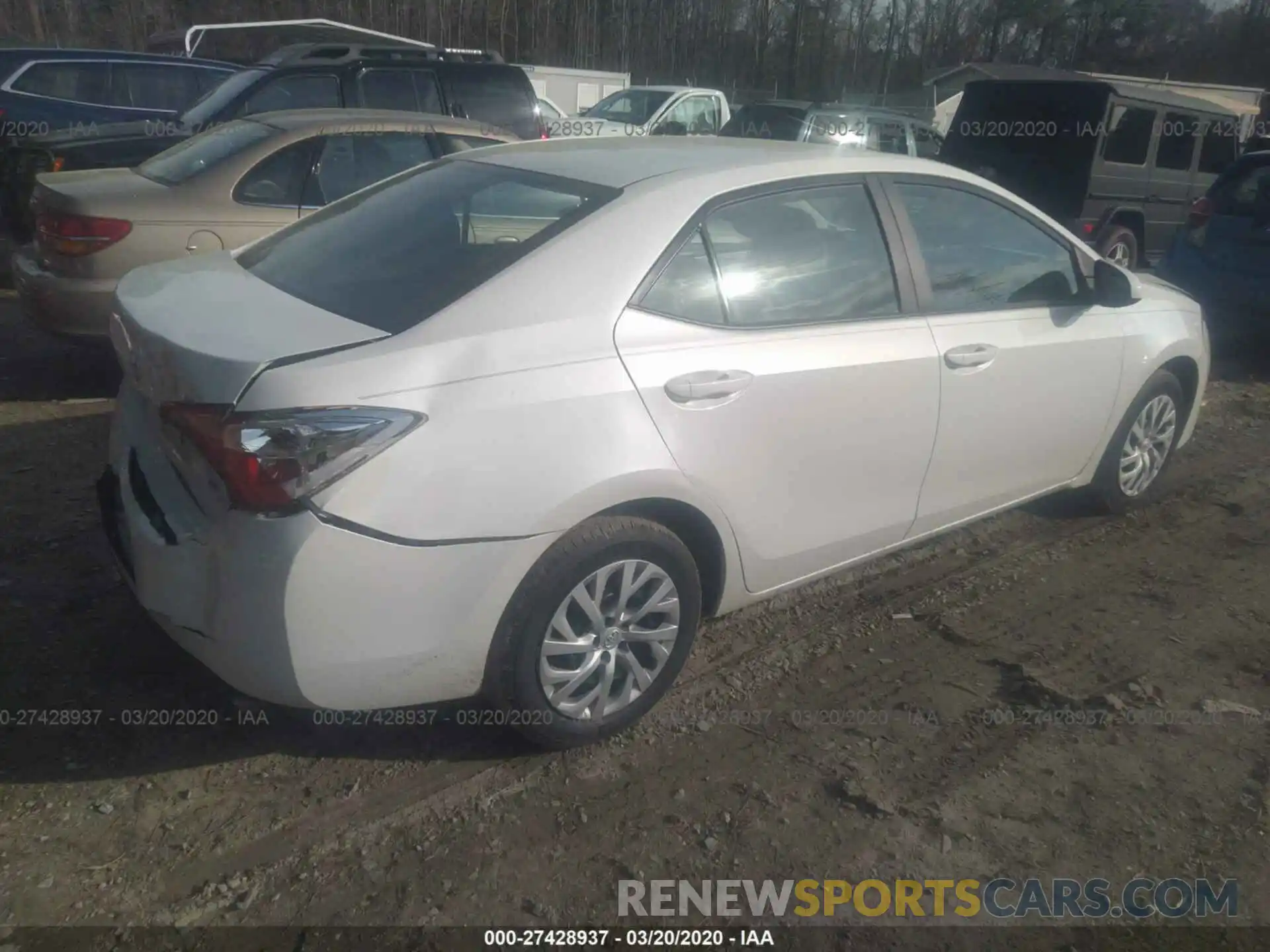 4 Photograph of a damaged car 5YFBURHEXKP920910 TOYOTA COROLLA 2019