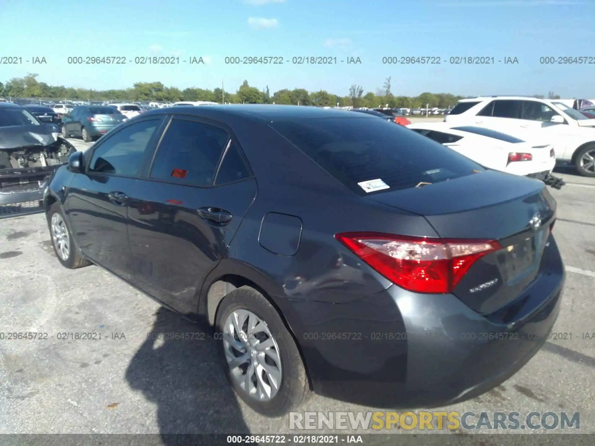 3 Photograph of a damaged car 5YFBURHEXKP922026 TOYOTA COROLLA 2019