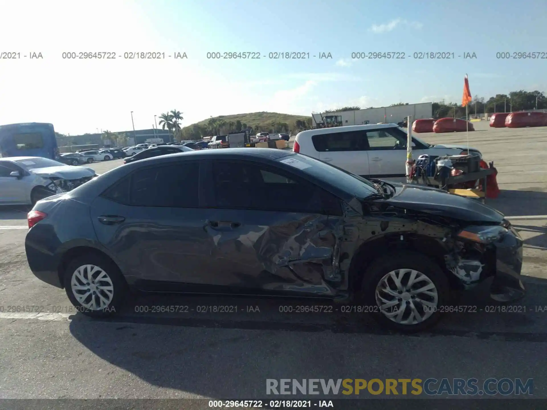 6 Photograph of a damaged car 5YFBURHEXKP922026 TOYOTA COROLLA 2019