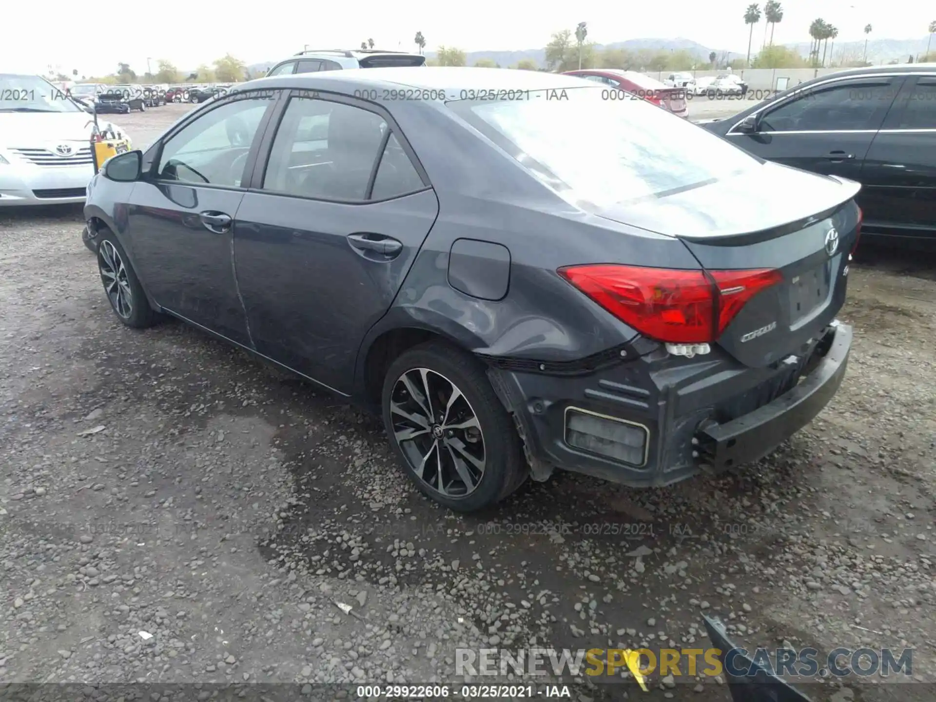 3 Photograph of a damaged car 5YFBURHEXKP922396 TOYOTA COROLLA 2019