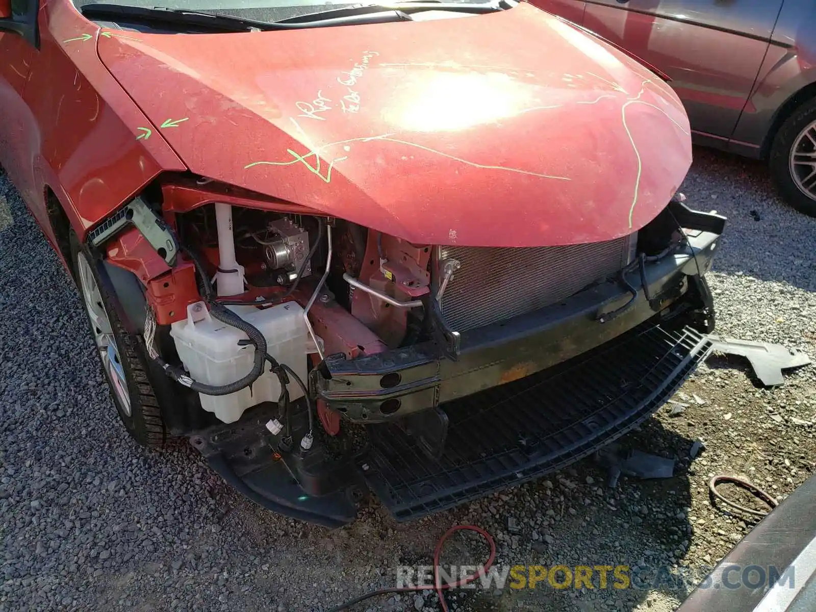9 Photograph of a damaged car 5YFBURHEXKP922656 TOYOTA COROLLA 2019