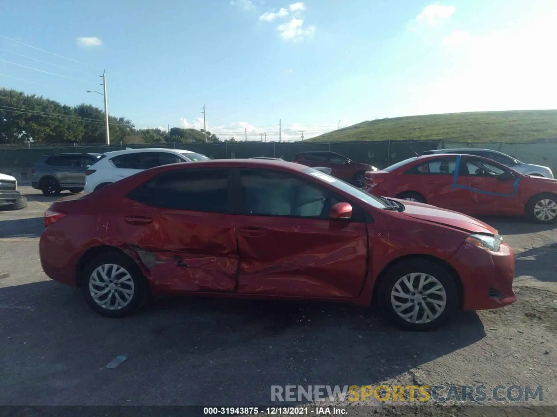 6 Photograph of a damaged car 5YFBURHEXKP922821 TOYOTA COROLLA 2019