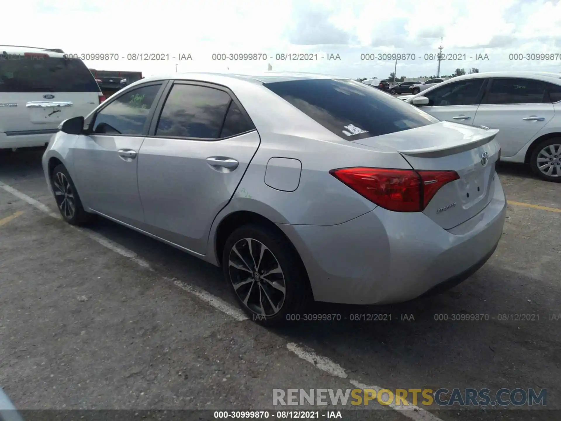 3 Photograph of a damaged car 5YFBURHEXKP923015 TOYOTA COROLLA 2019