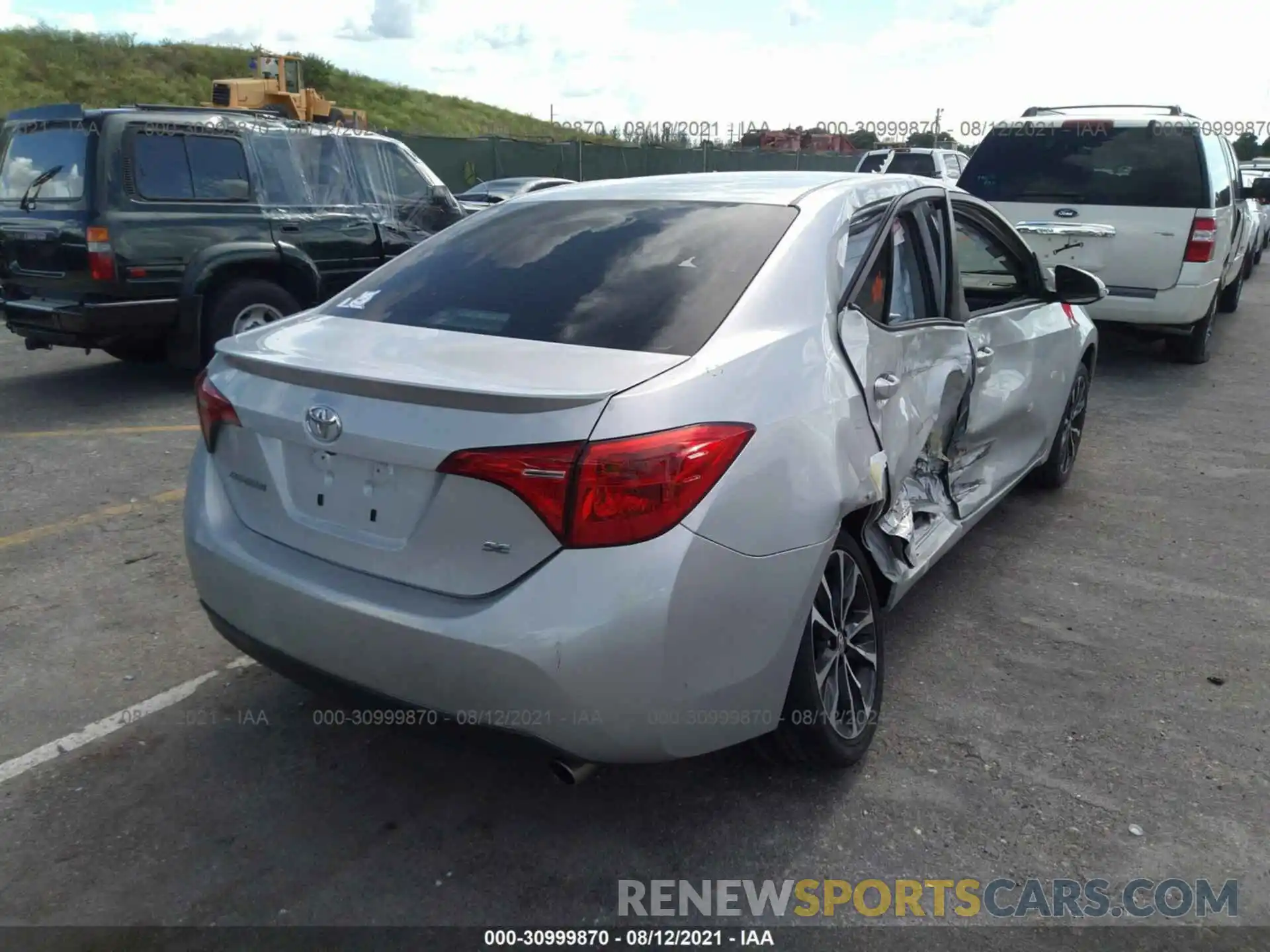 6 Photograph of a damaged car 5YFBURHEXKP923015 TOYOTA COROLLA 2019