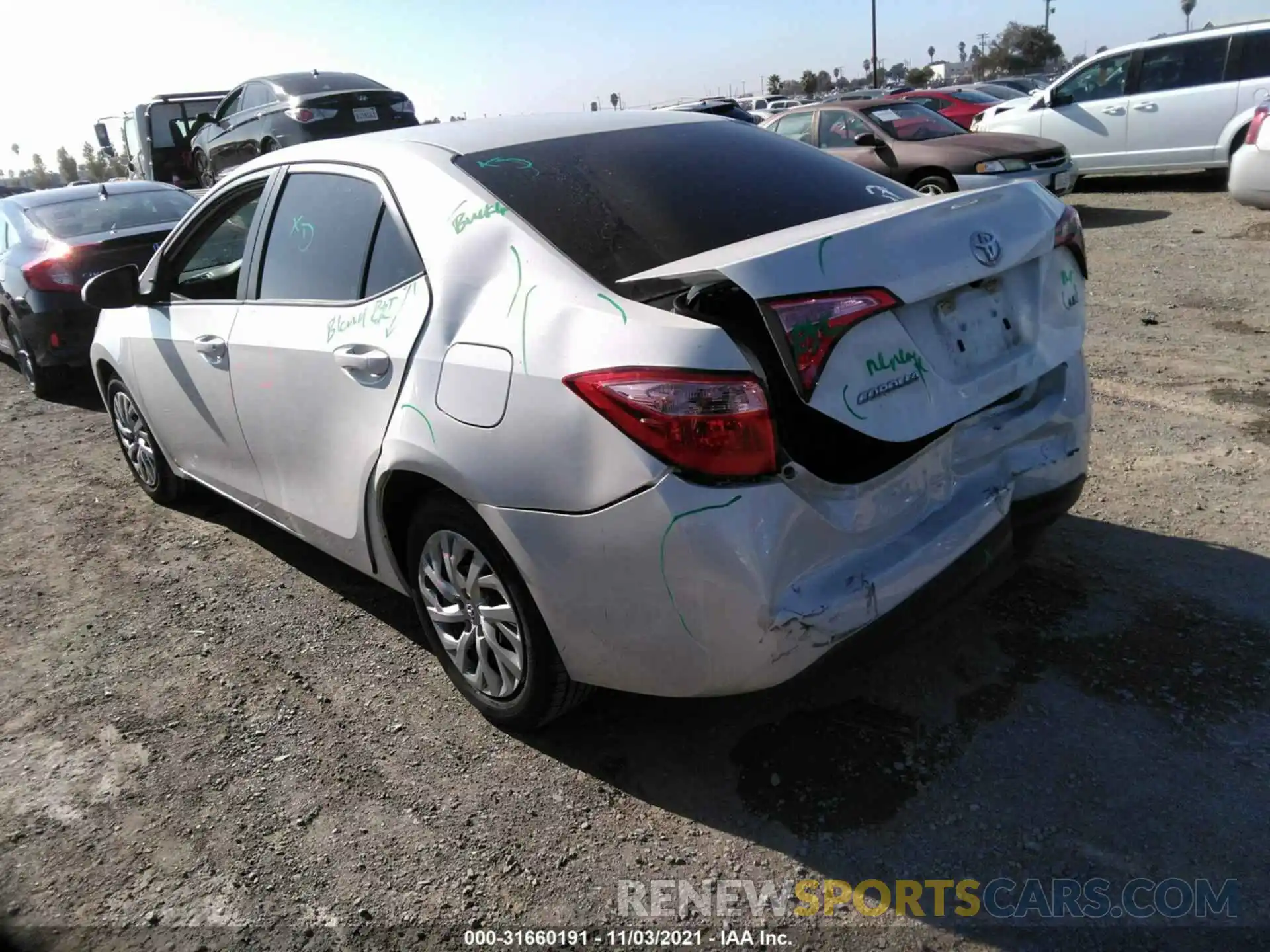 3 Photograph of a damaged car 5YFBURHEXKP923385 TOYOTA COROLLA 2019