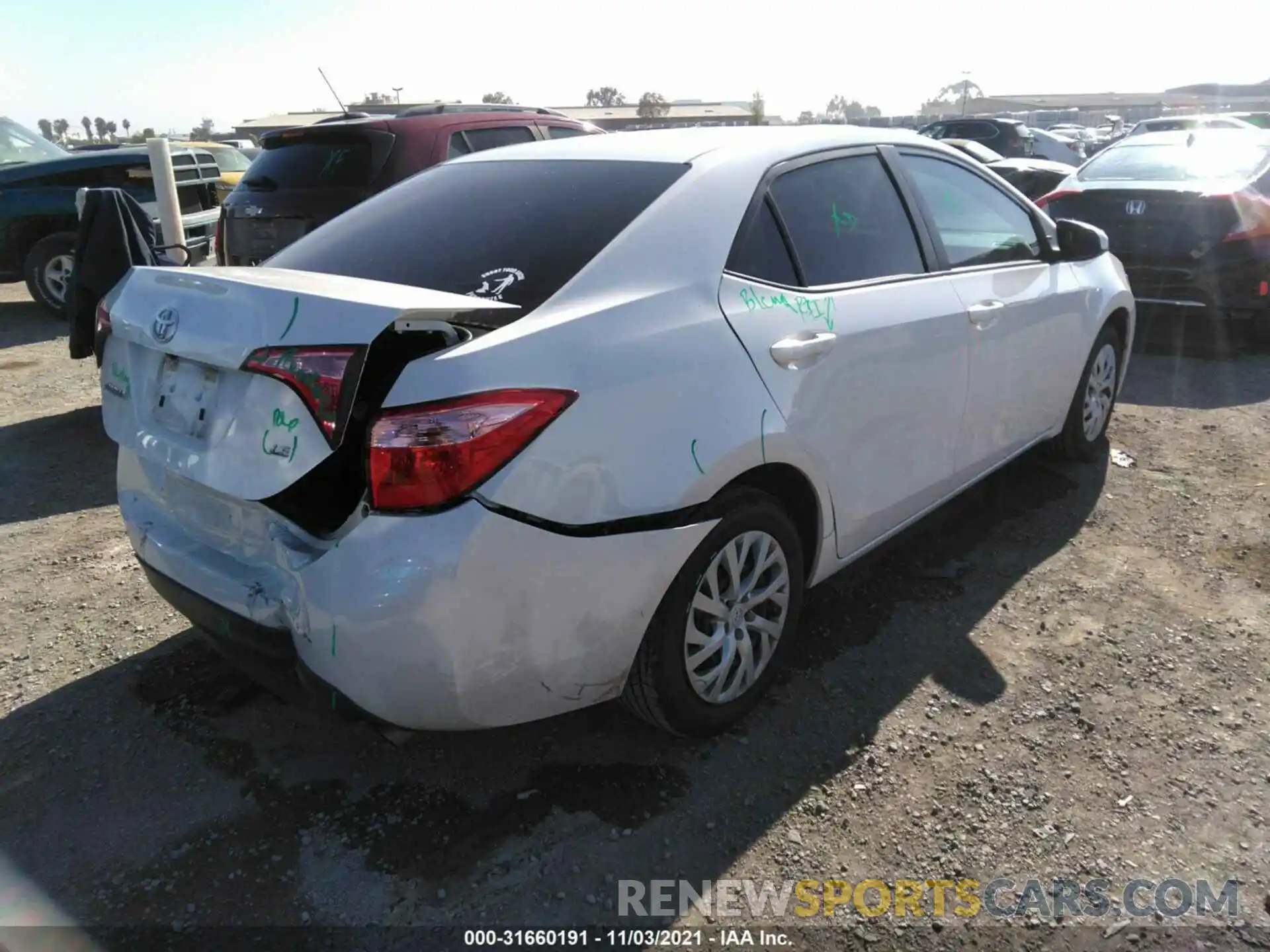 4 Photograph of a damaged car 5YFBURHEXKP923385 TOYOTA COROLLA 2019