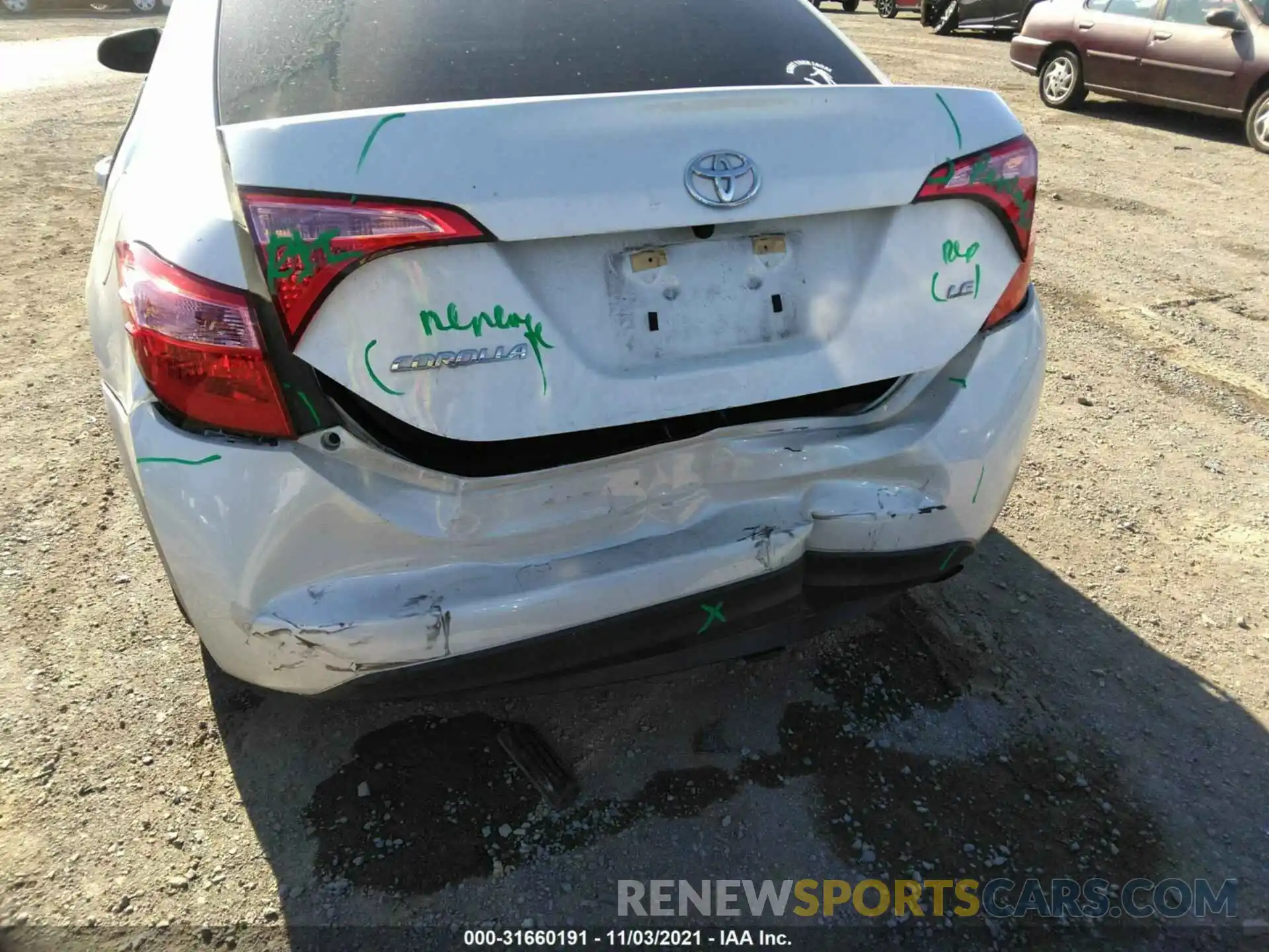 6 Photograph of a damaged car 5YFBURHEXKP923385 TOYOTA COROLLA 2019