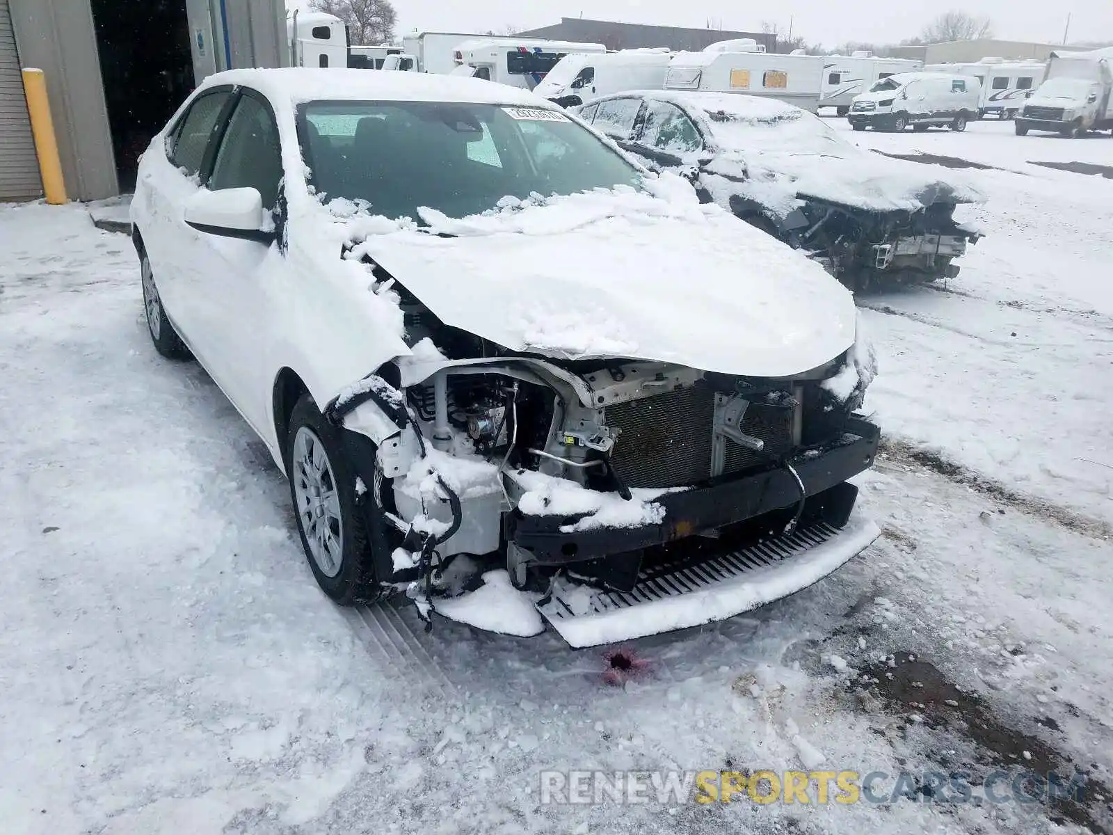 9 Photograph of a damaged car 5YFBURHEXKP924214 TOYOTA COROLLA 2019