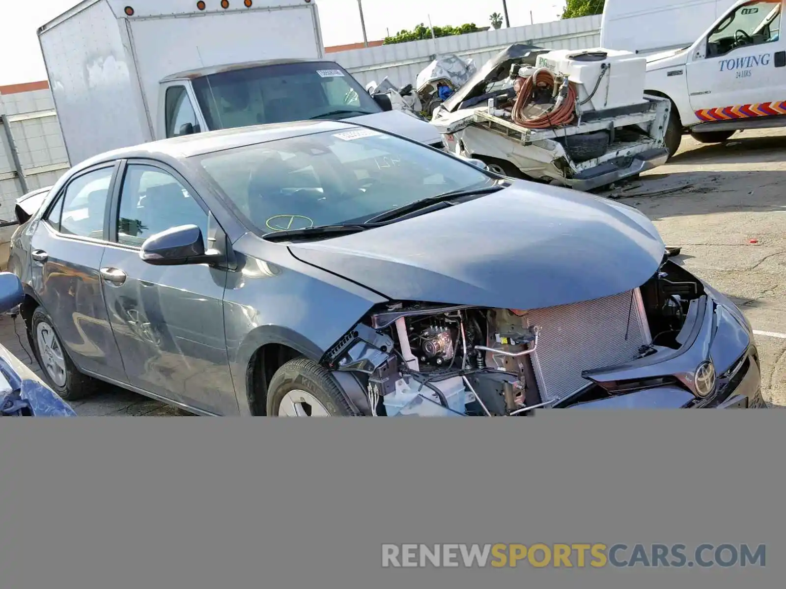 1 Photograph of a damaged car 5YFBURHEXKP924262 TOYOTA COROLLA 2019