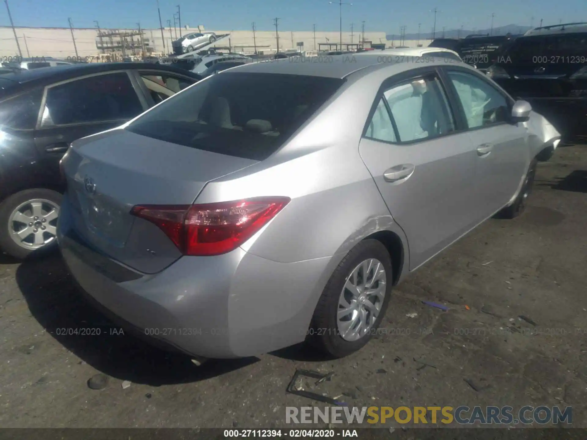 4 Photograph of a damaged car 5YFBURHEXKP924794 TOYOTA COROLLA 2019