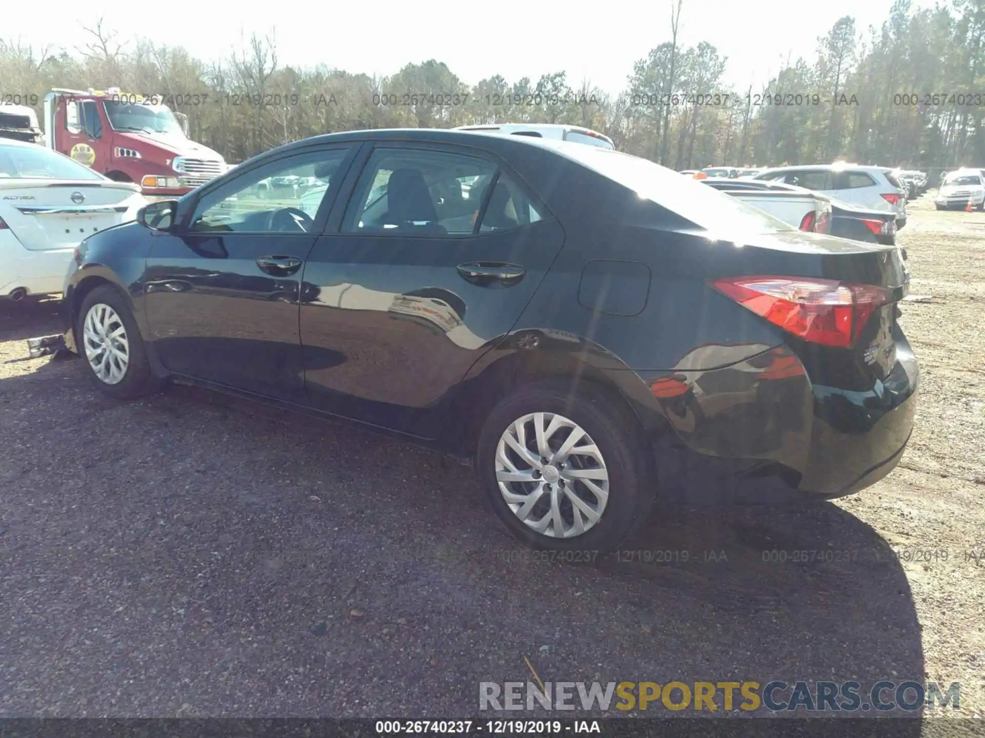 3 Photograph of a damaged car 5YFBURHEXKP925086 TOYOTA COROLLA 2019