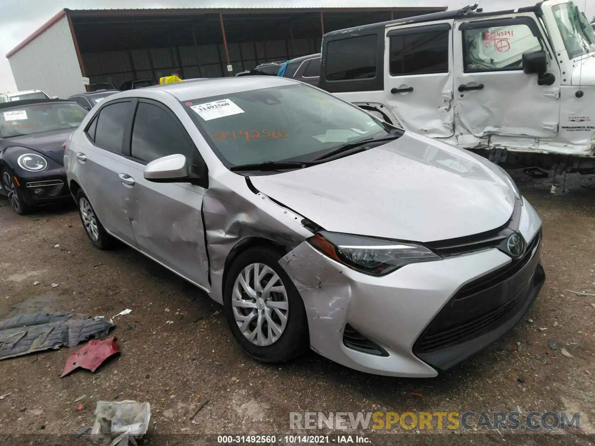 1 Photograph of a damaged car 5YFBURHEXKP925413 TOYOTA COROLLA 2019