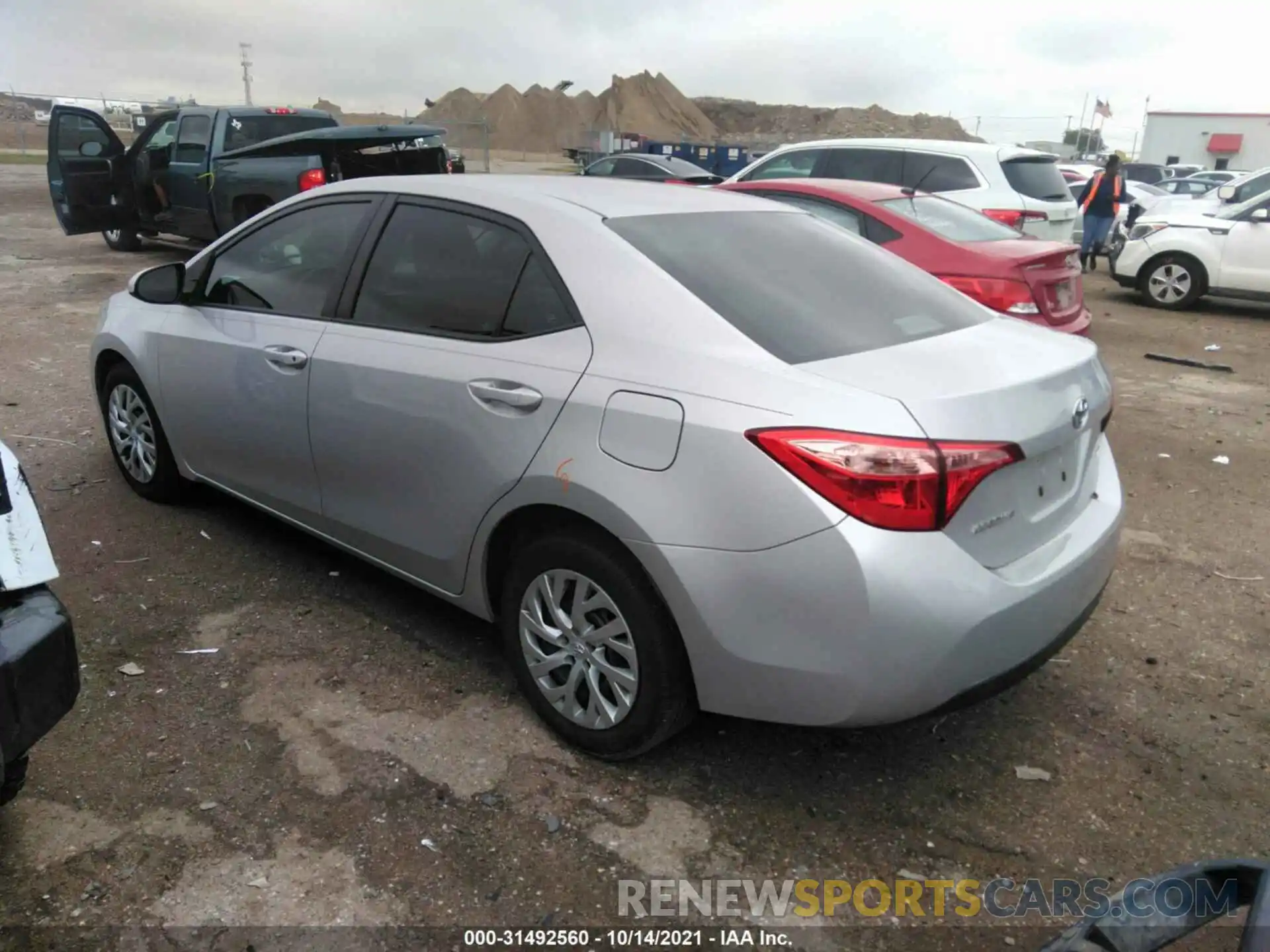 3 Photograph of a damaged car 5YFBURHEXKP925413 TOYOTA COROLLA 2019