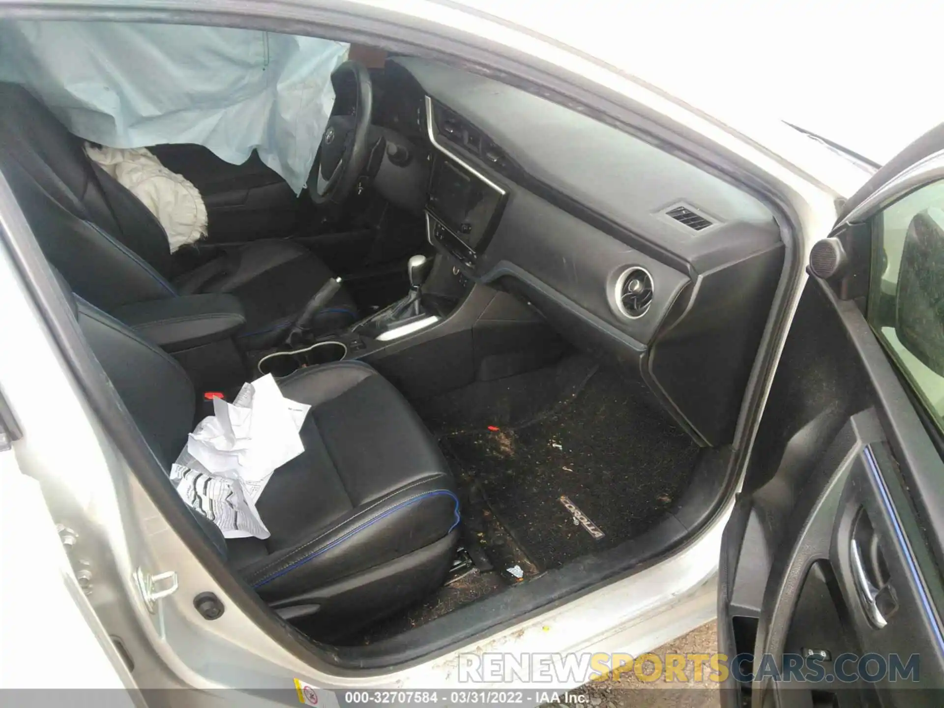 5 Photograph of a damaged car 5YFBURHEXKP926108 TOYOTA COROLLA 2019