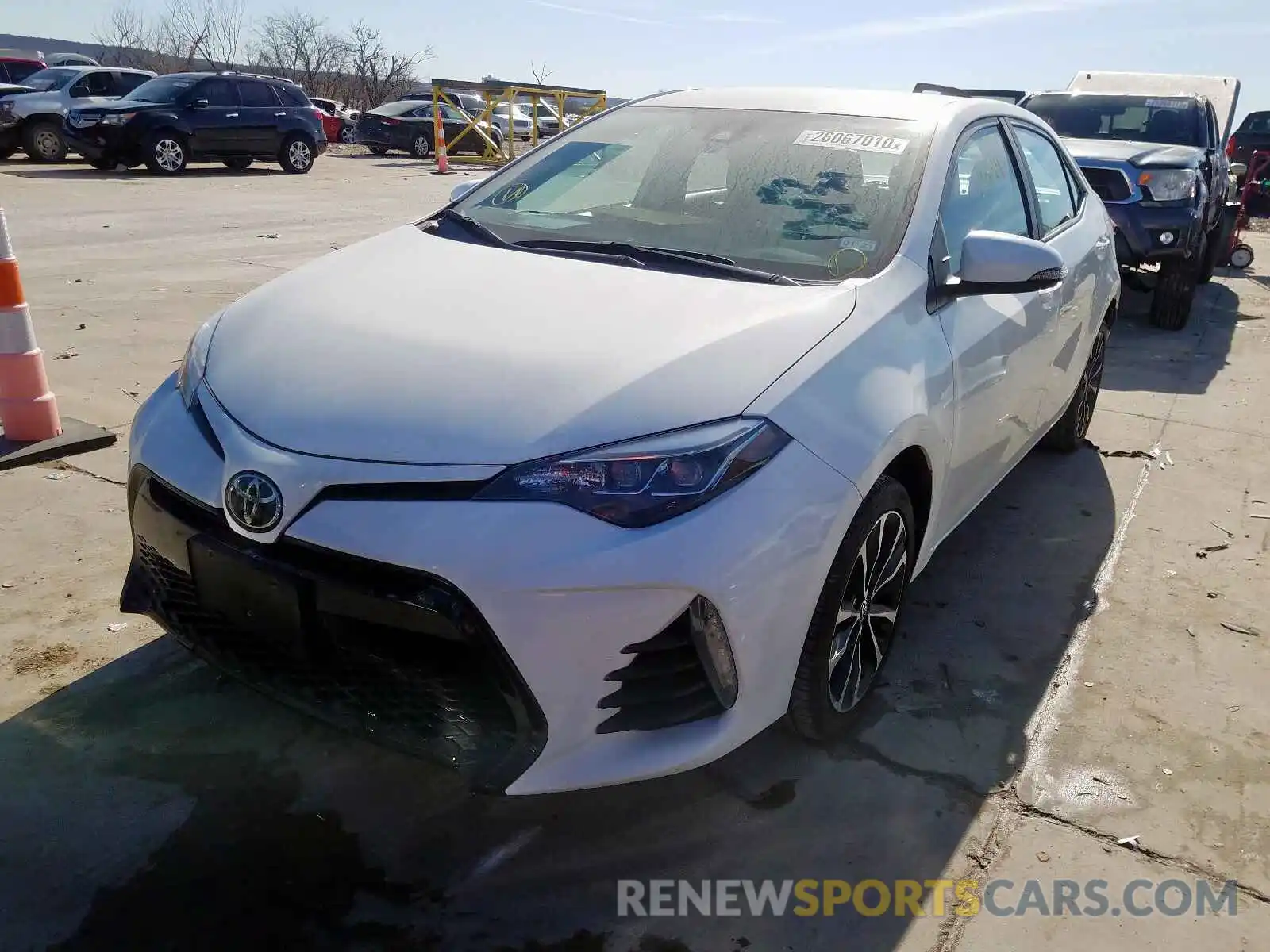 2 Photograph of a damaged car 5YFBURHEXKP926240 TOYOTA COROLLA 2019