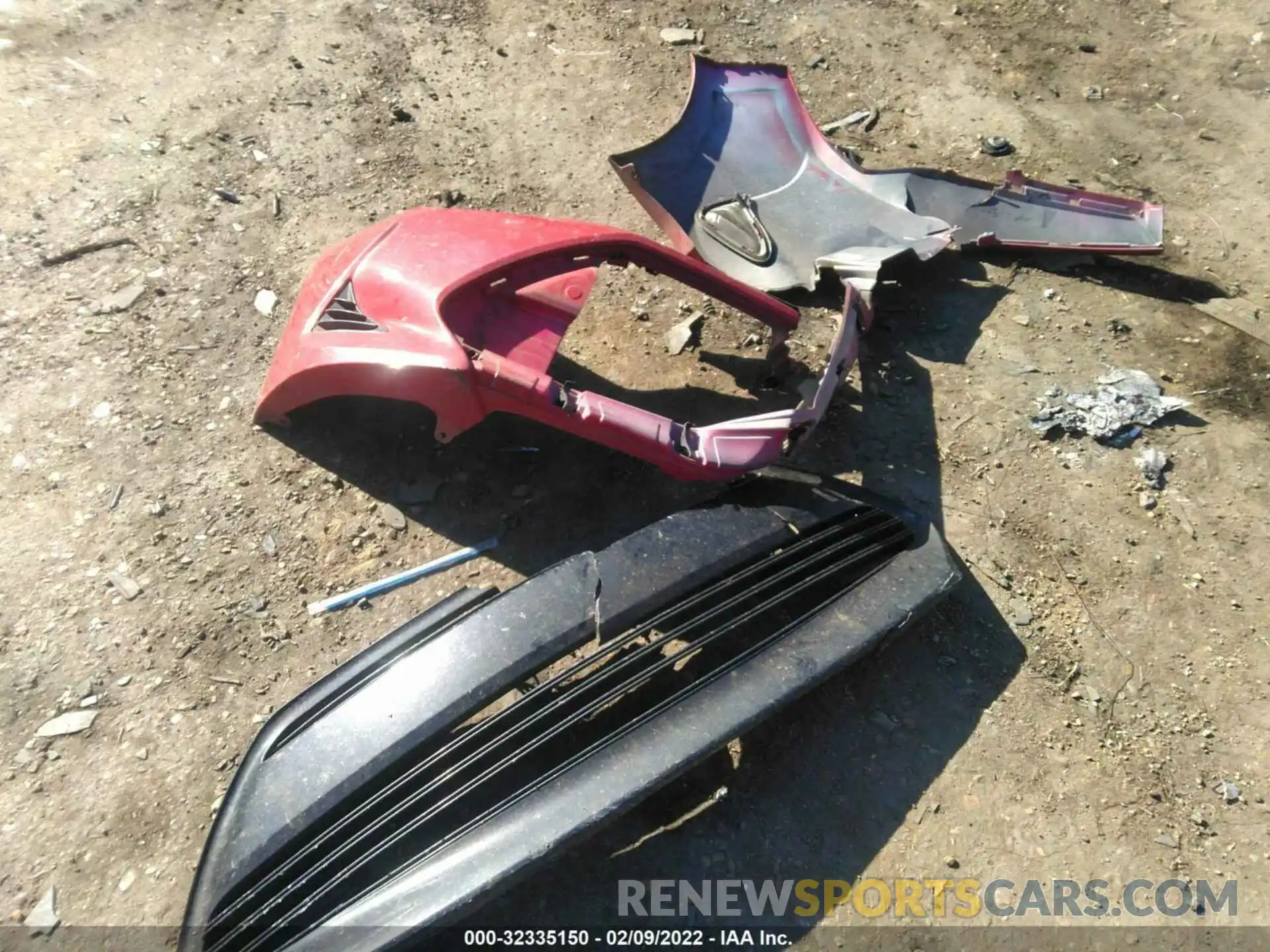 12 Photograph of a damaged car 5YFBURHEXKP926495 TOYOTA COROLLA 2019