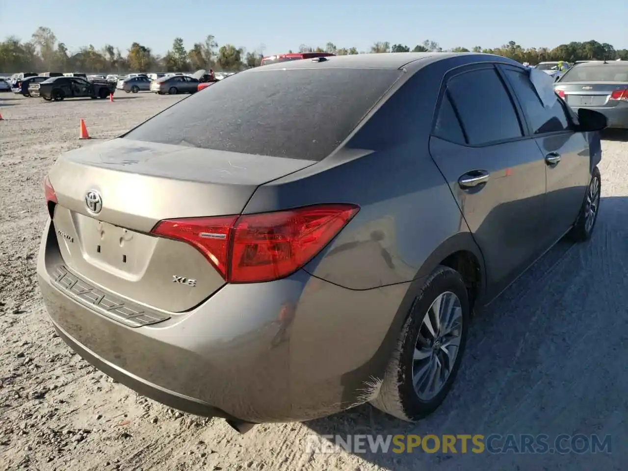 4 Photograph of a damaged car 5YFBURHEXKP926755 TOYOTA COROLLA 2019