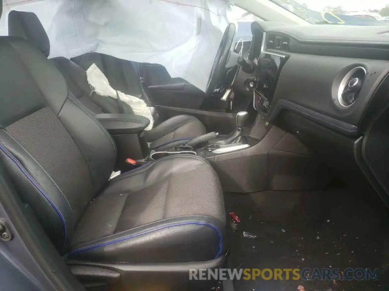 5 Photograph of a damaged car 5YFBURHEXKP927114 TOYOTA COROLLA 2019