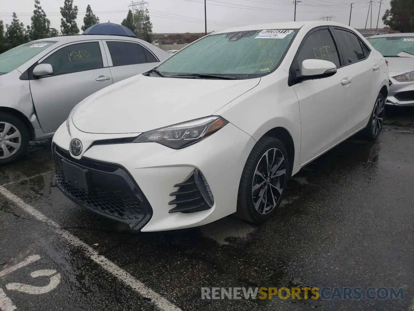 2 Photograph of a damaged car 5YFBURHEXKP927212 TOYOTA COROLLA 2019