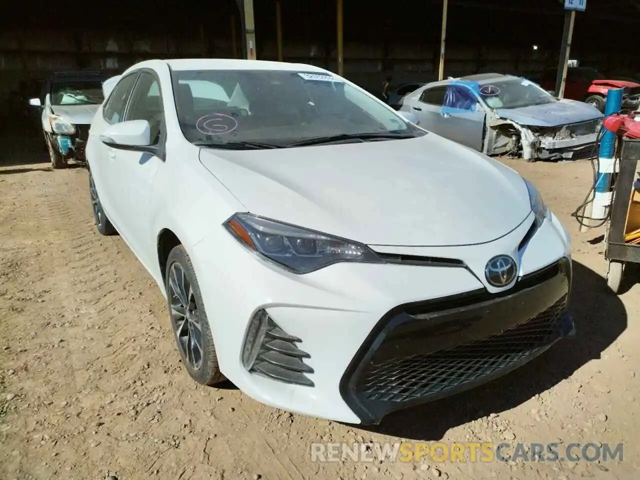 1 Photograph of a damaged car 5YFBURHEXKP927663 TOYOTA COROLLA 2019