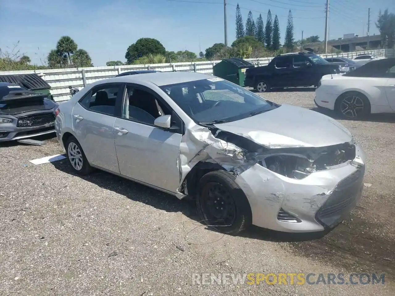 9 Photograph of a damaged car 5YFBURHEXKP928098 TOYOTA COROLLA 2019