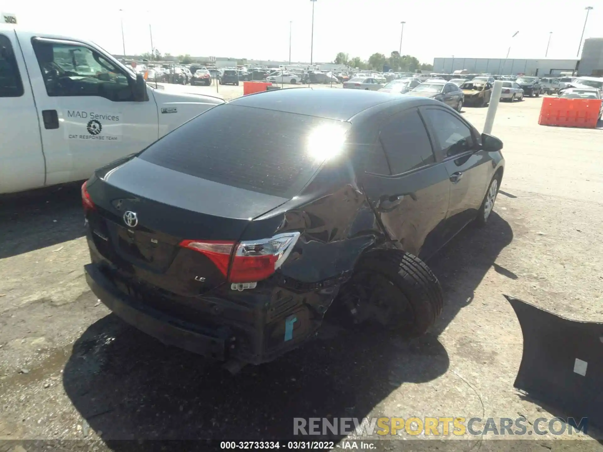 4 Photograph of a damaged car 5YFBURHEXKP928246 TOYOTA COROLLA 2019